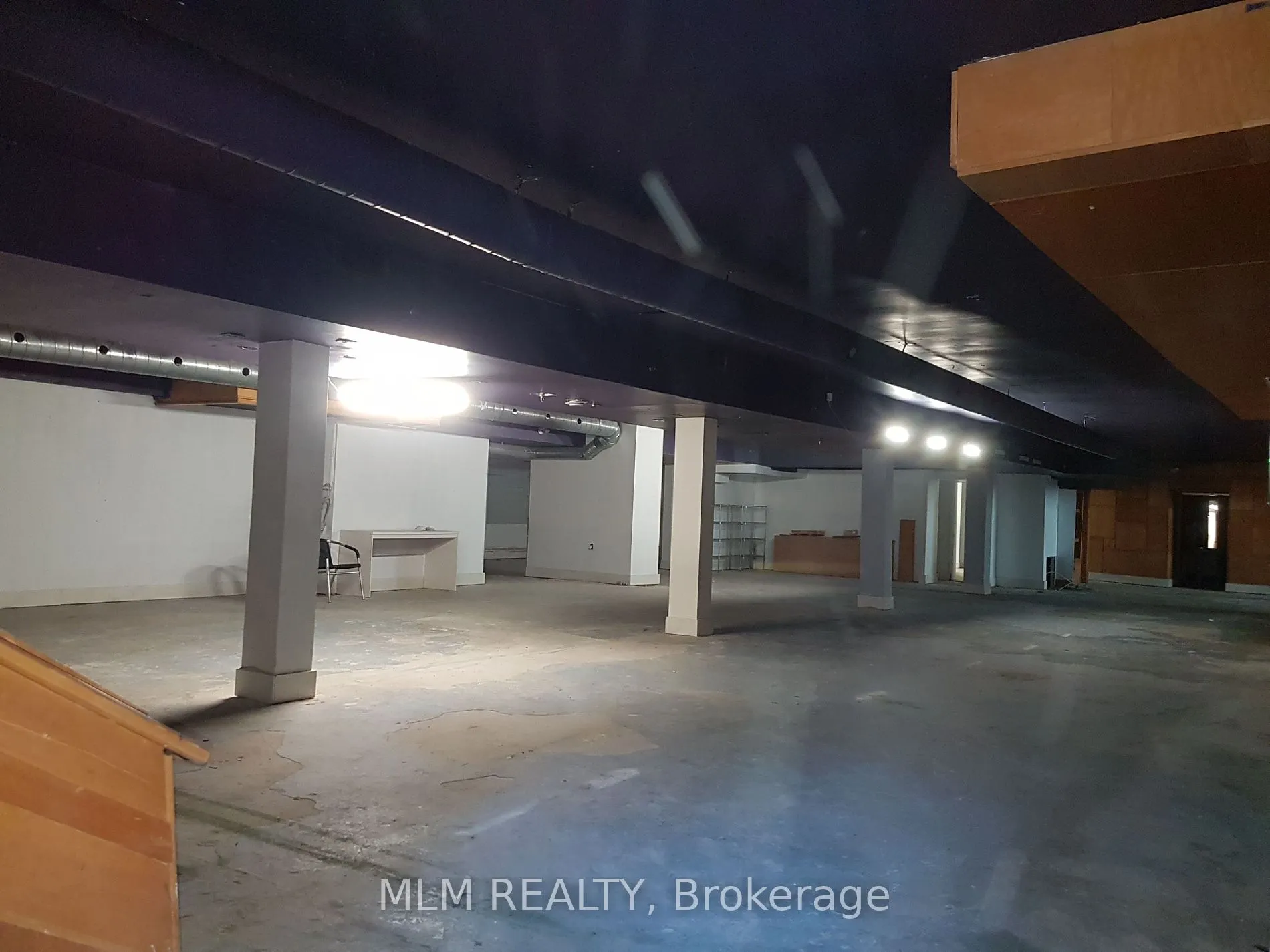 88 Yorkville Avenue, #Lower
