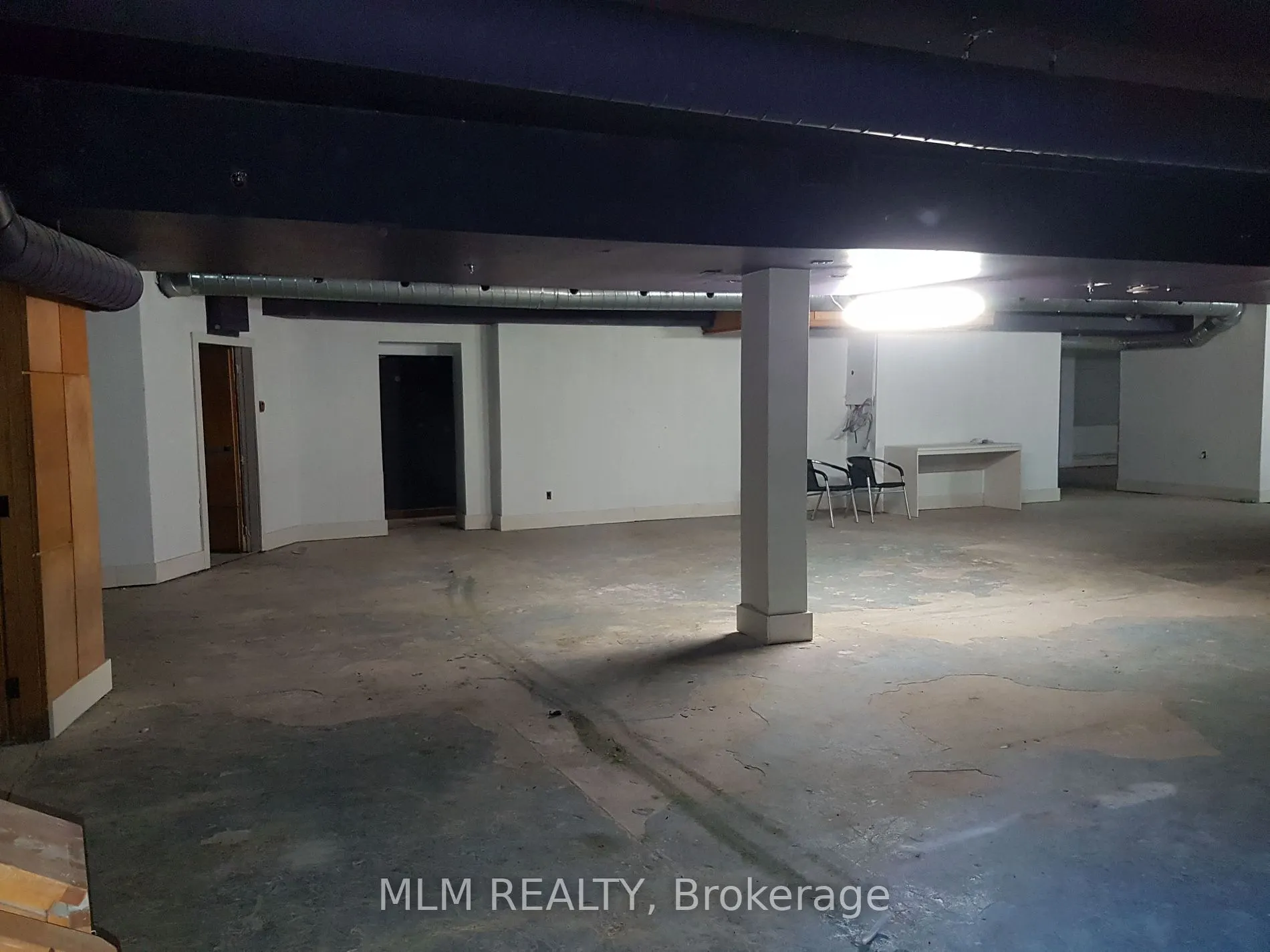 88 Yorkville Avenue, #Lower