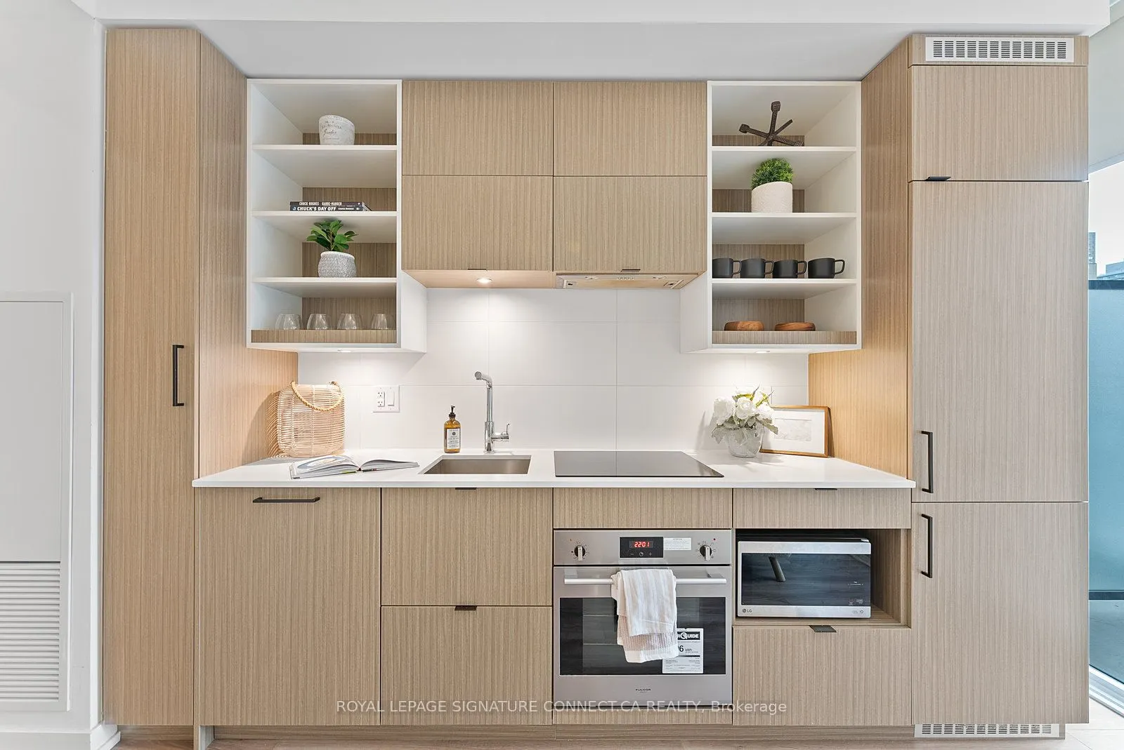 20 Edward St, #517