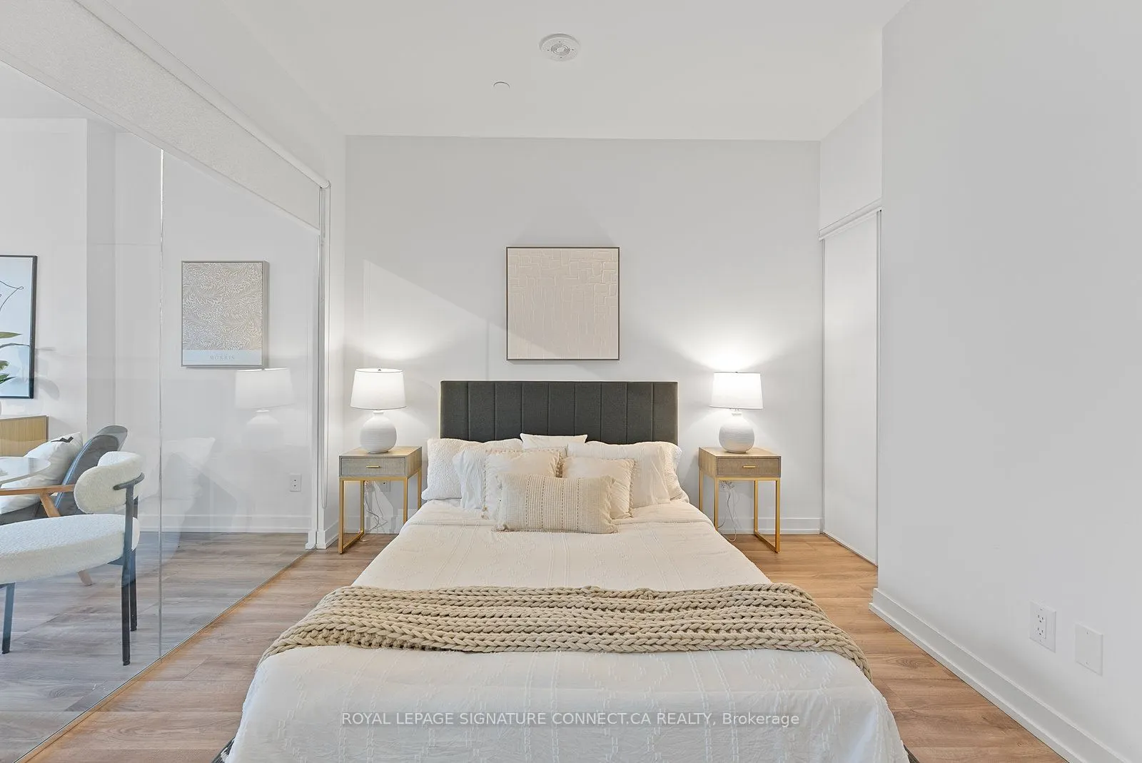 20 Edward St, #517