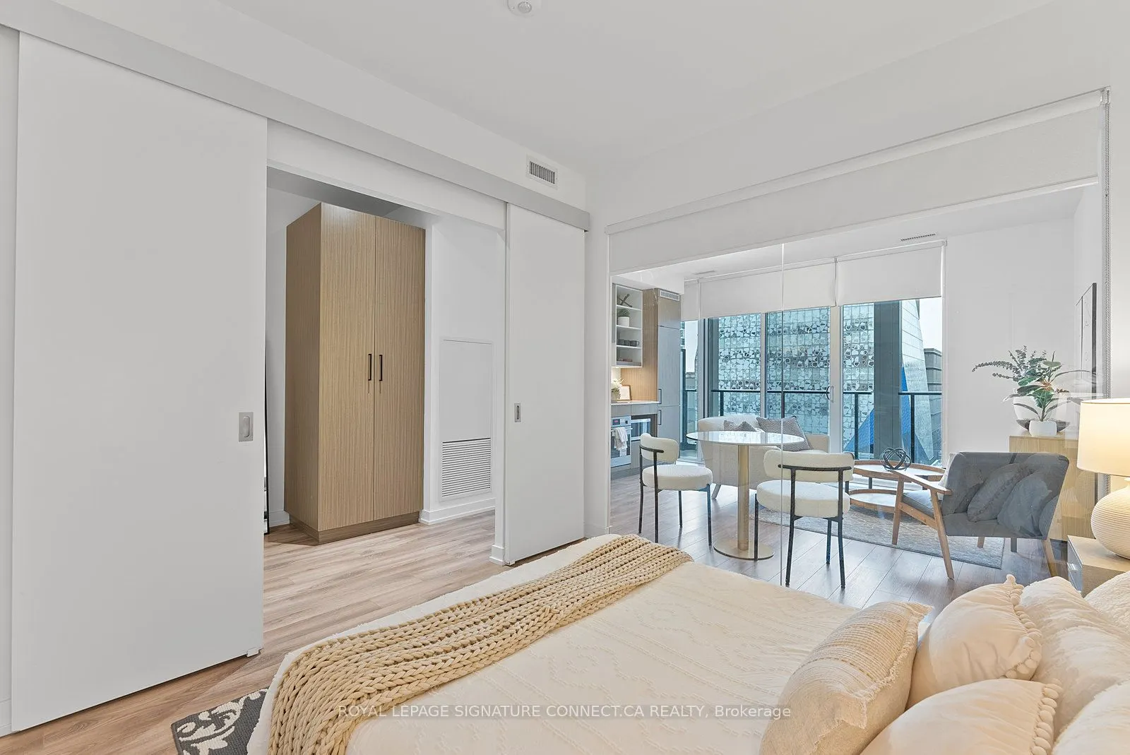 20 Edward St, #517