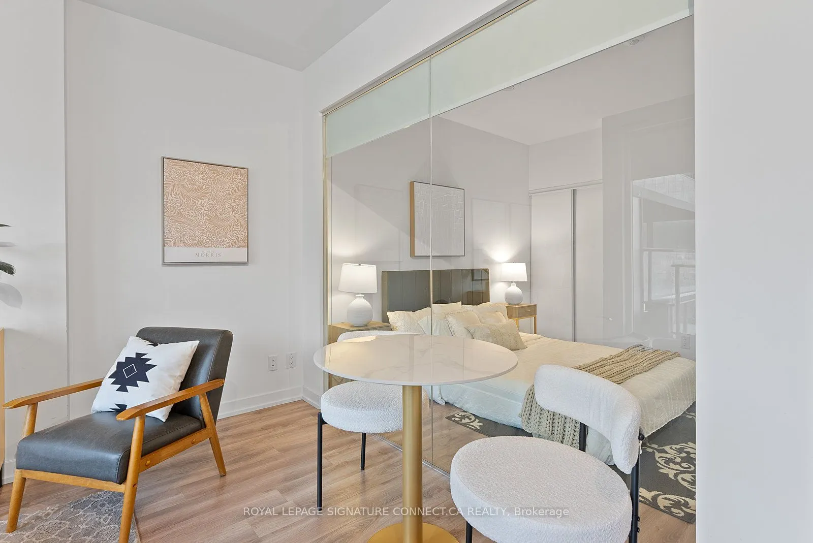 20 Edward St, #517