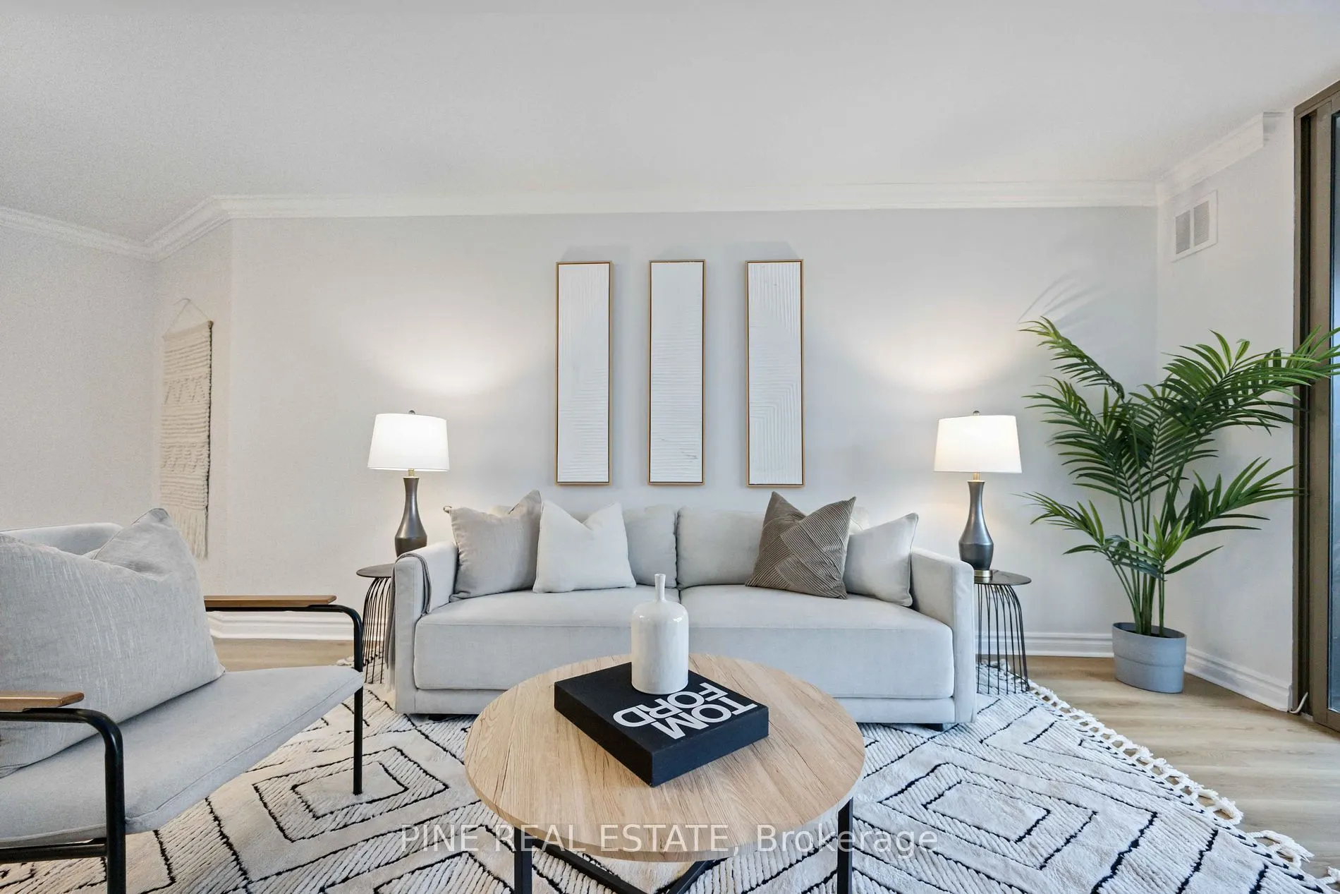 260 Queens Quay W, #3103