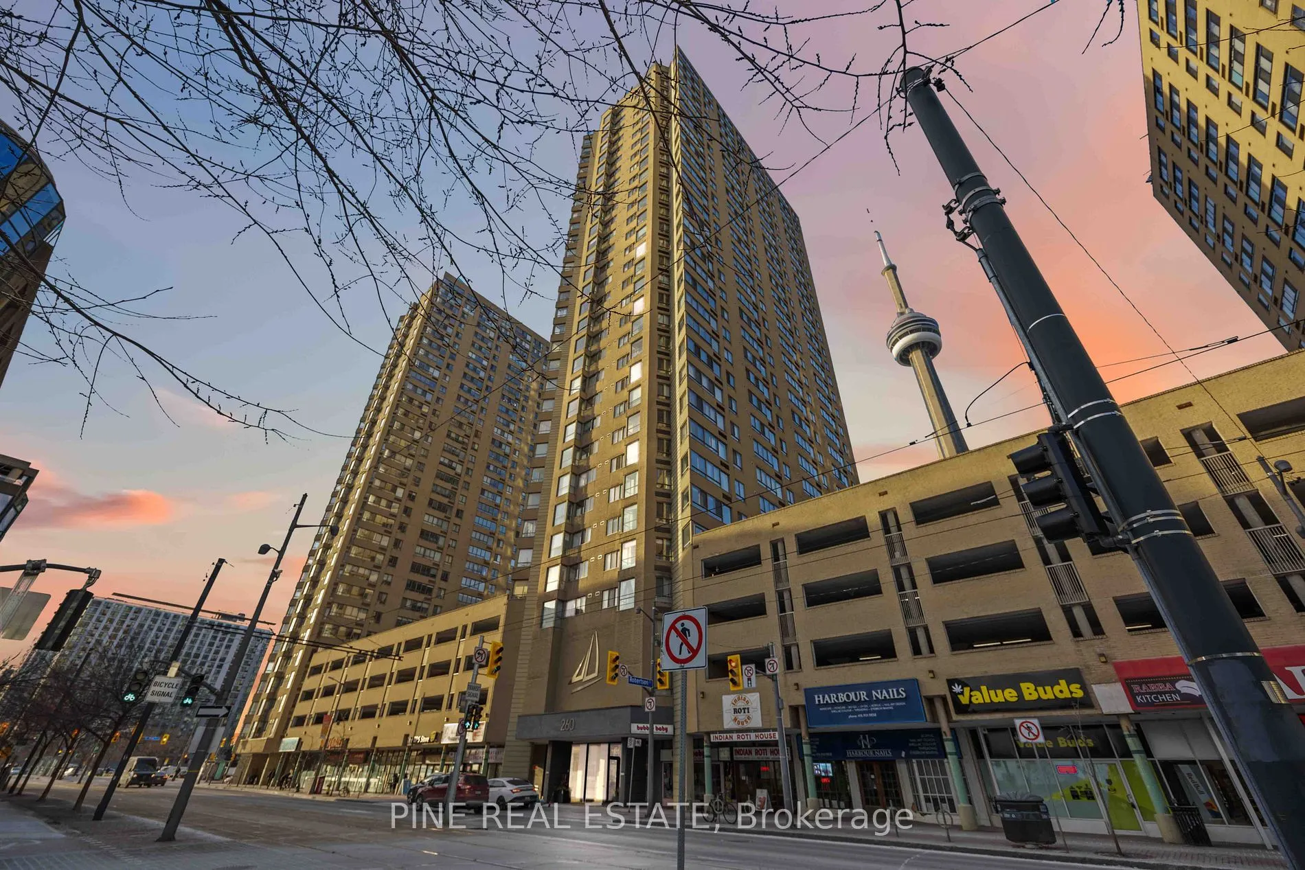 260 Queens Quay W, #3103
