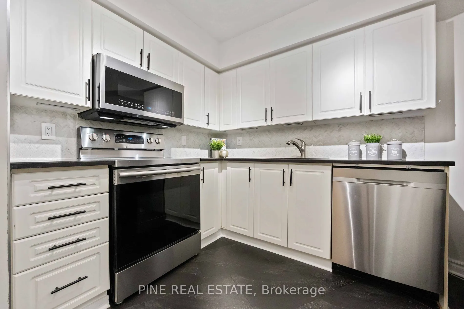 260 Queens Quay W, #3103