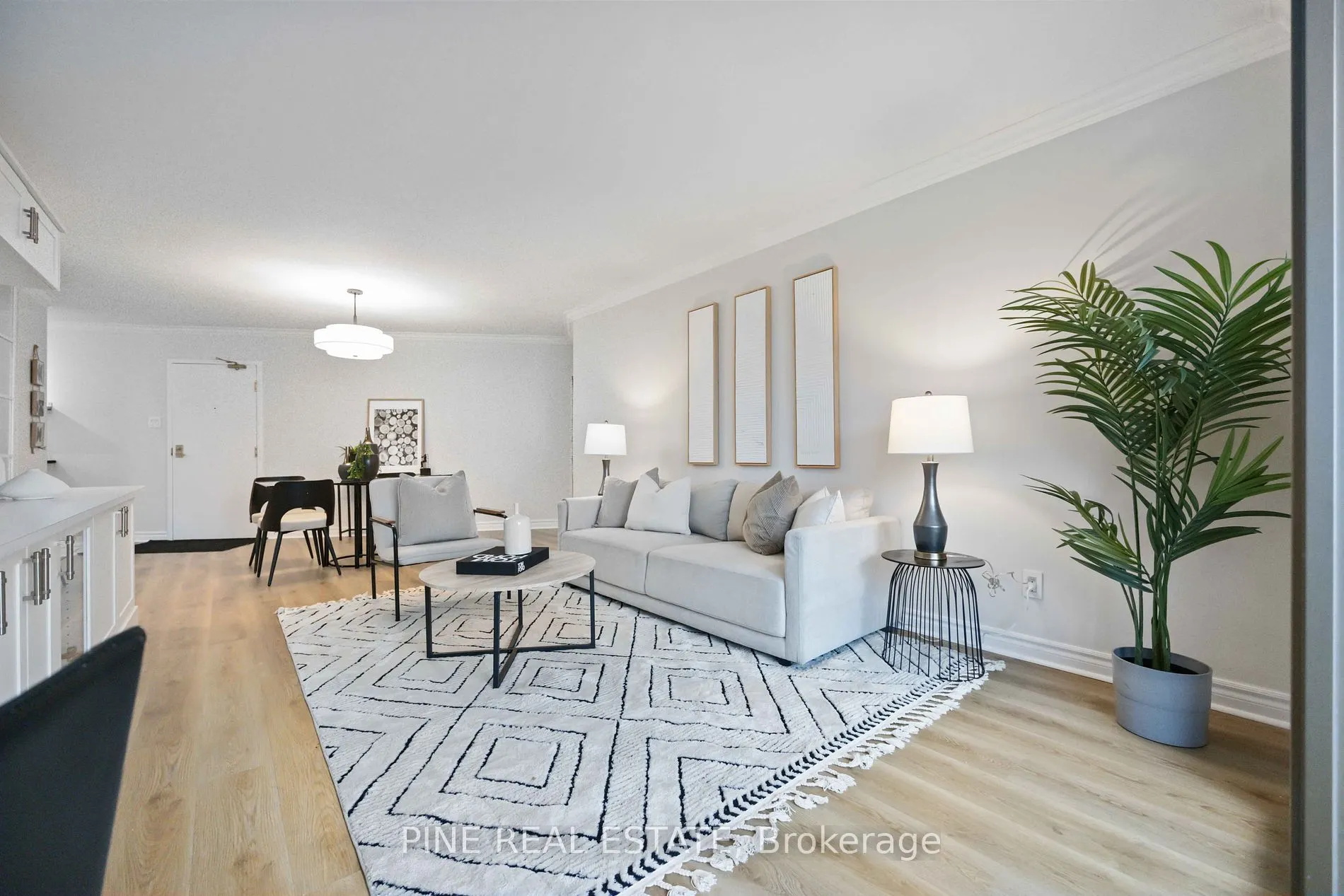 260 Queens Quay W, #3103
