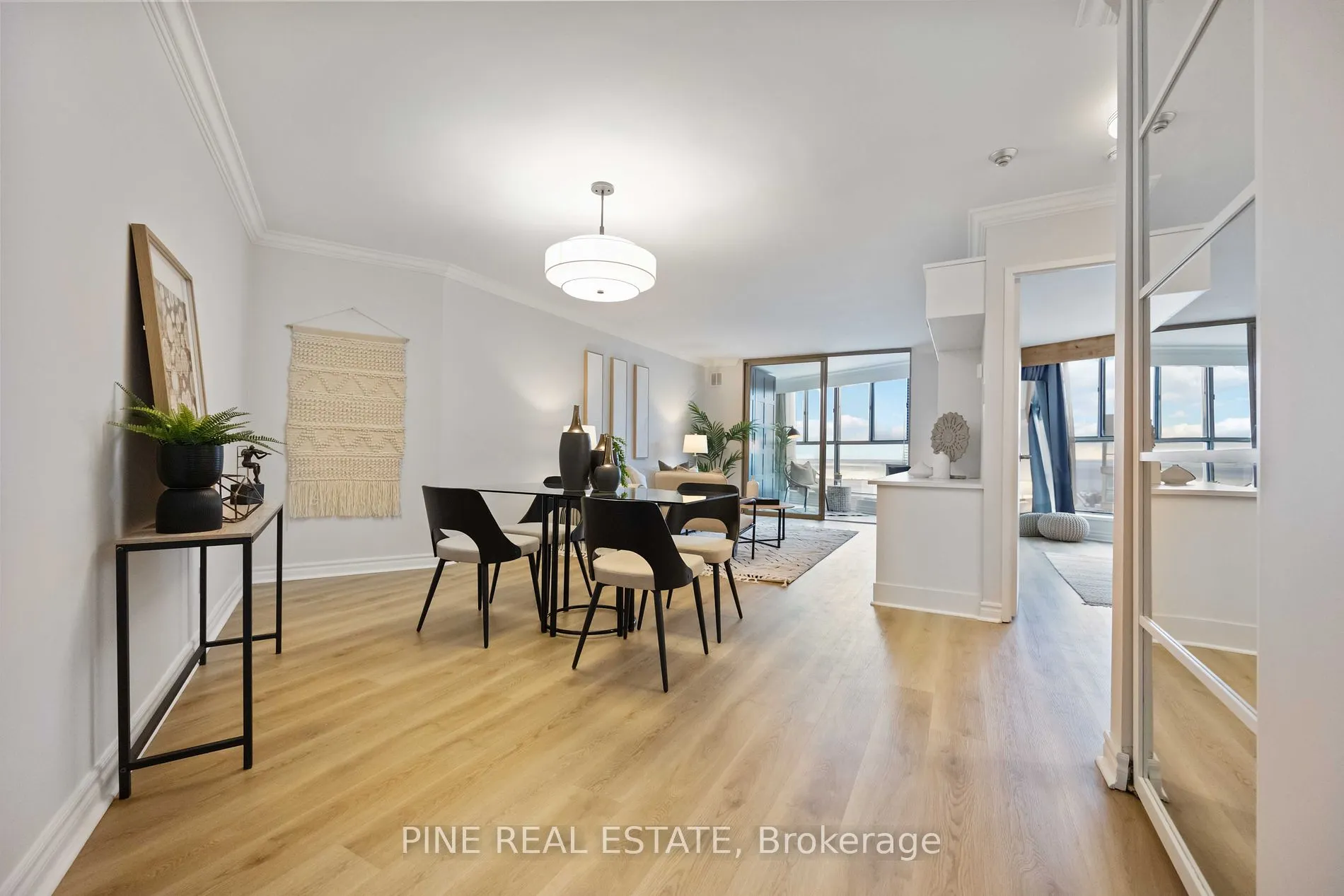 260 Queens Quay W, #3103