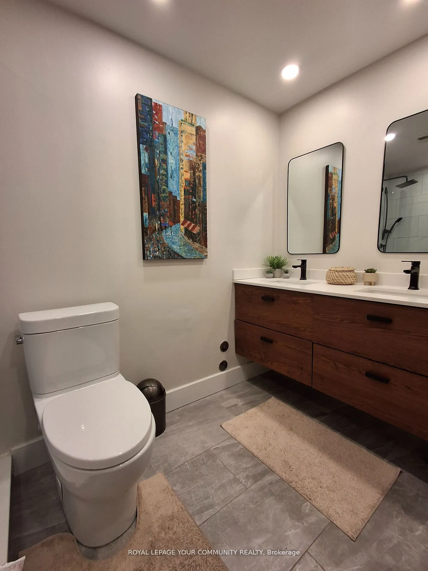 77 Harbour Sq W, #809