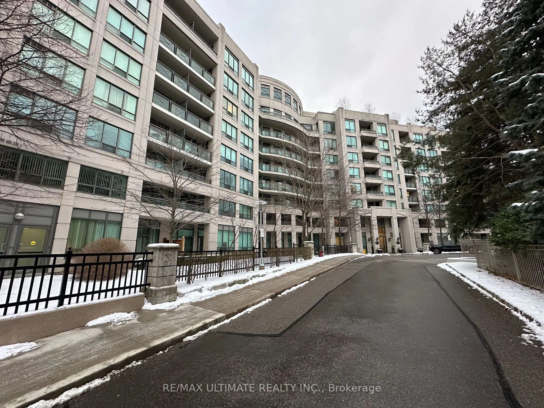 205 The Donway W, #726