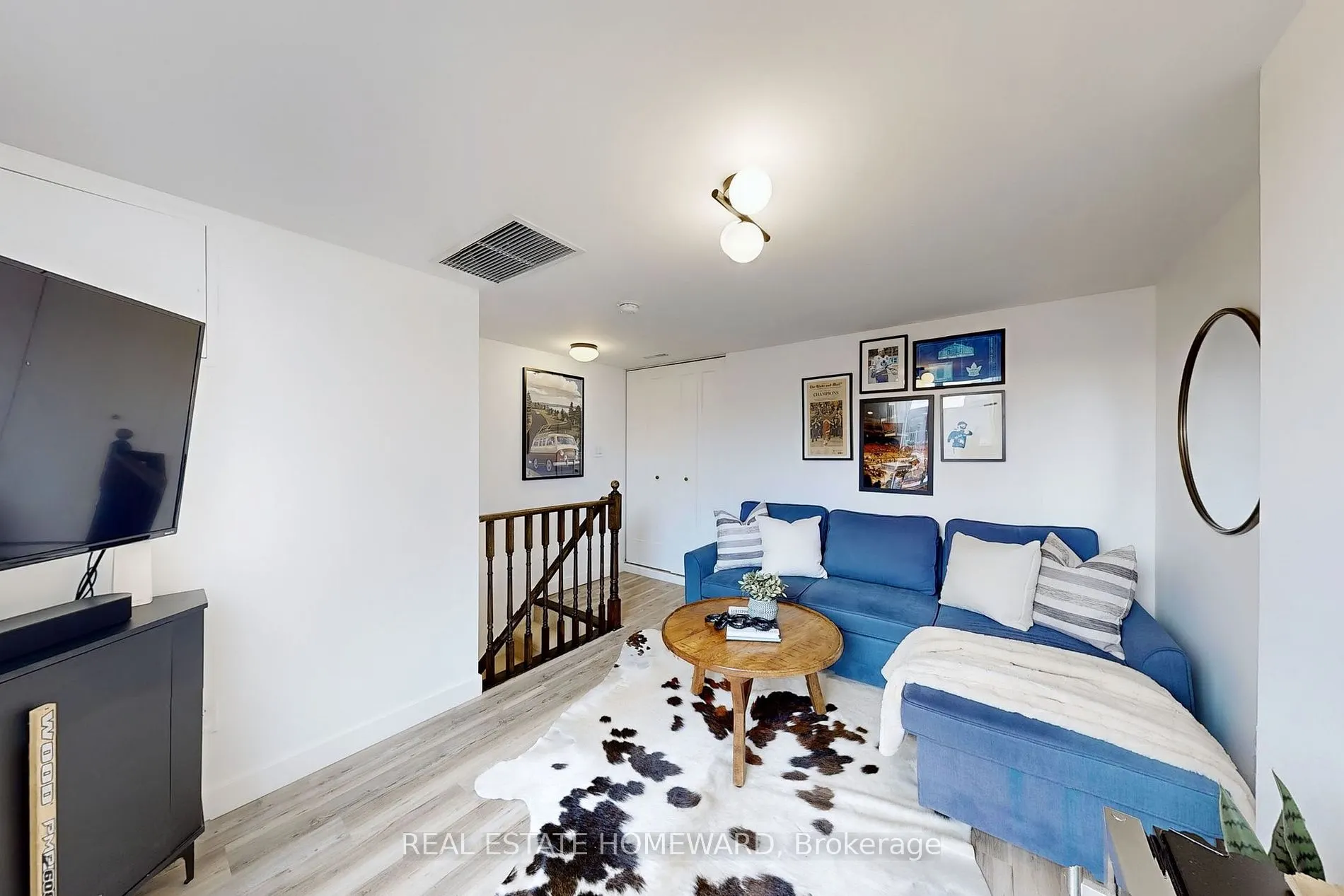 21 Ruttan St, #240