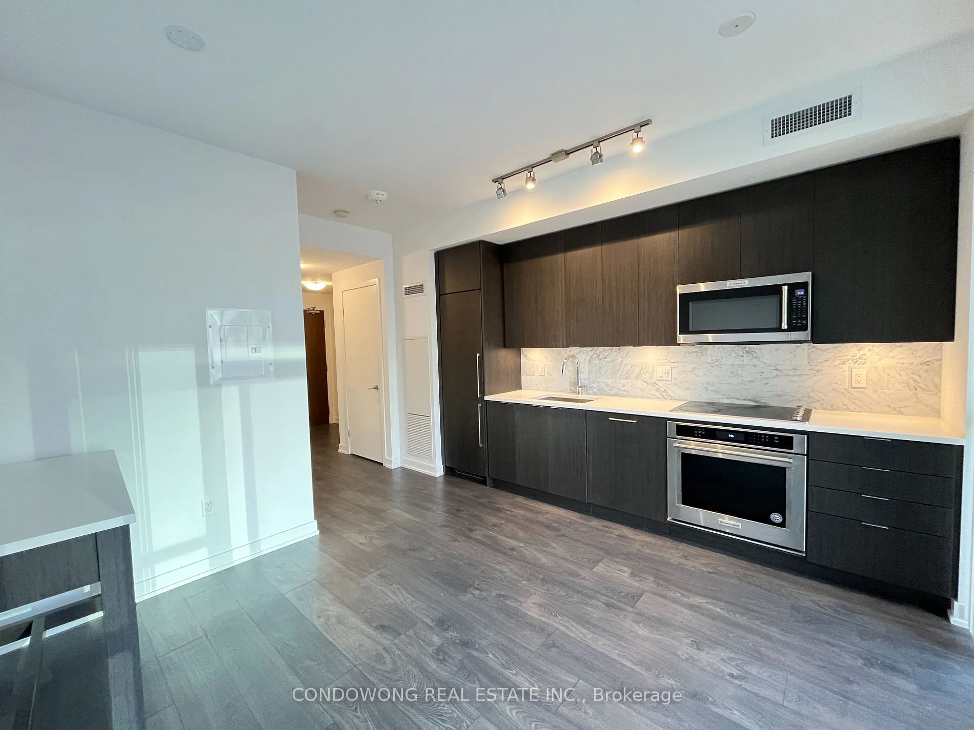 38 Iannuzzi St, #1003