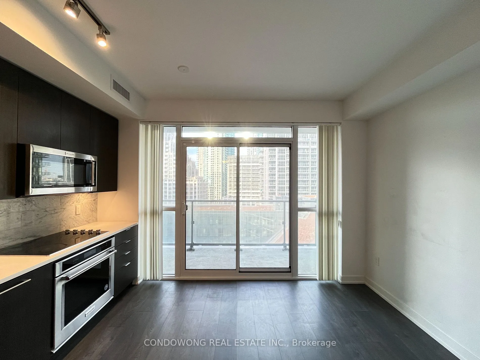 38 Iannuzzi St, #1003