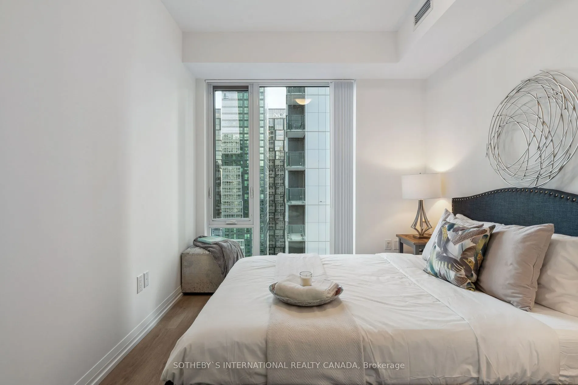 28 Widmer St, #3629