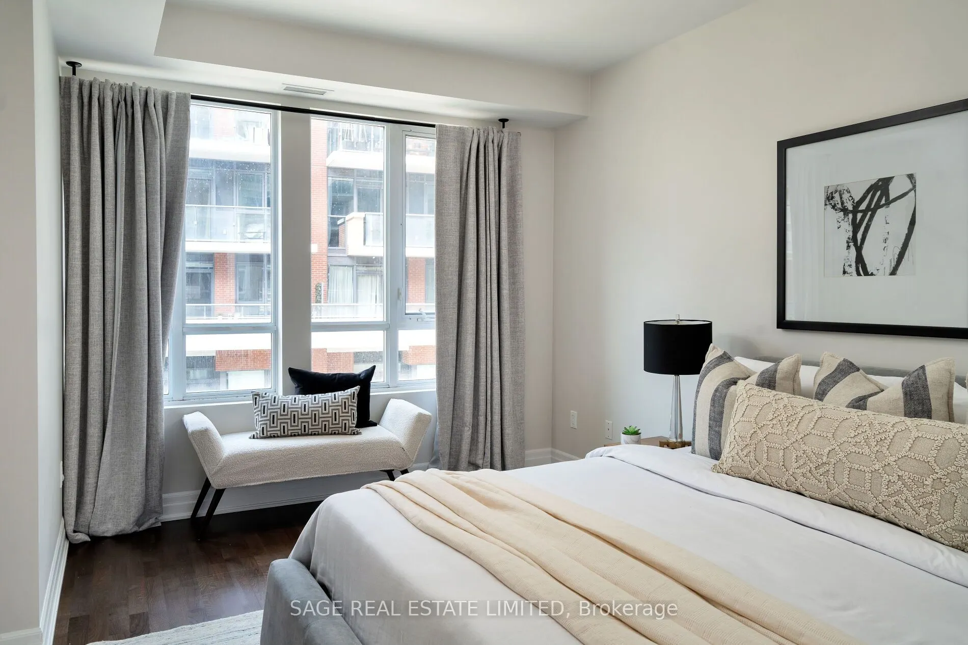 75 Sloping Sky Mews, #2