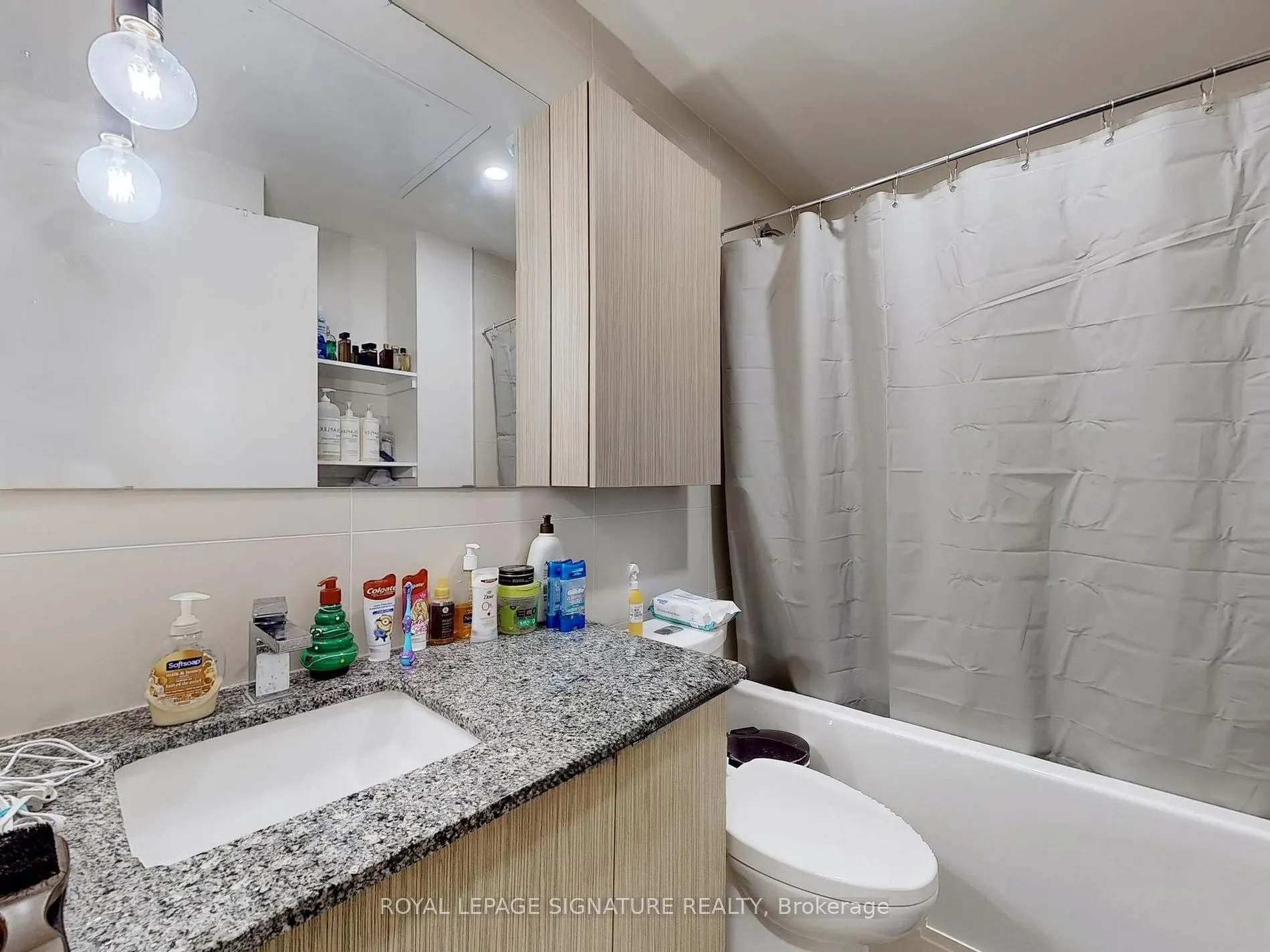 10 Deerlick Crt, #206