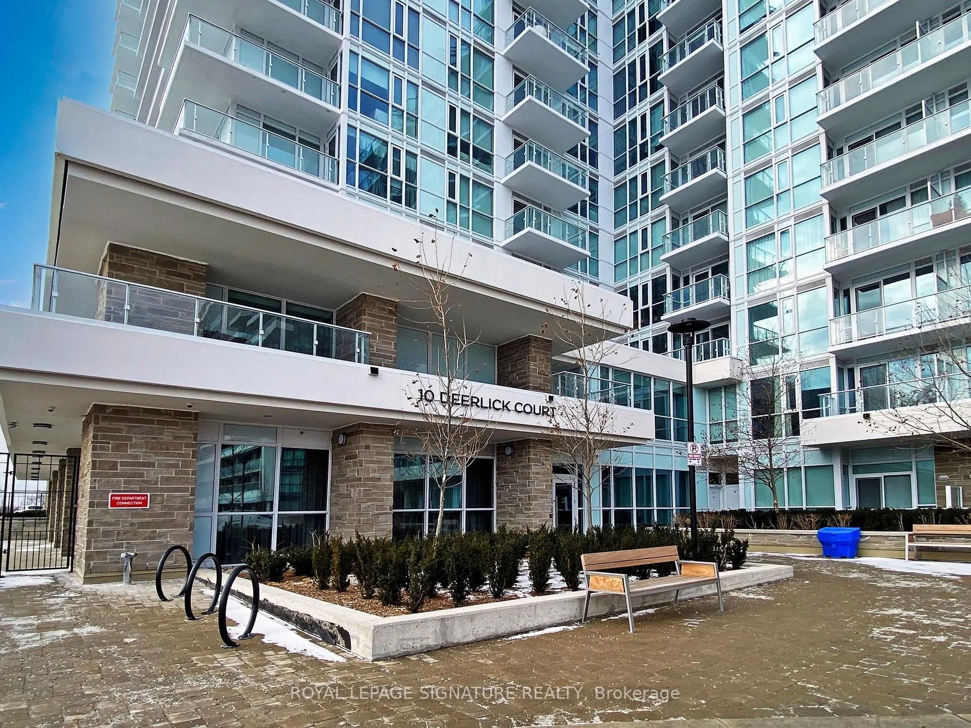 10 Deerlick Crt, #206