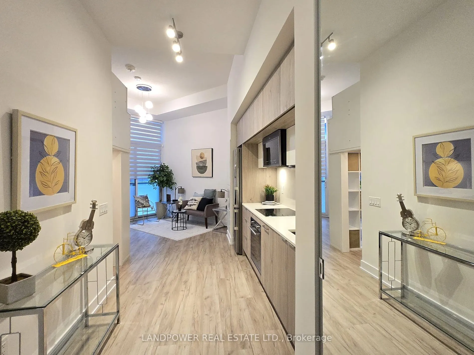 25 Adra Grado Way, #258