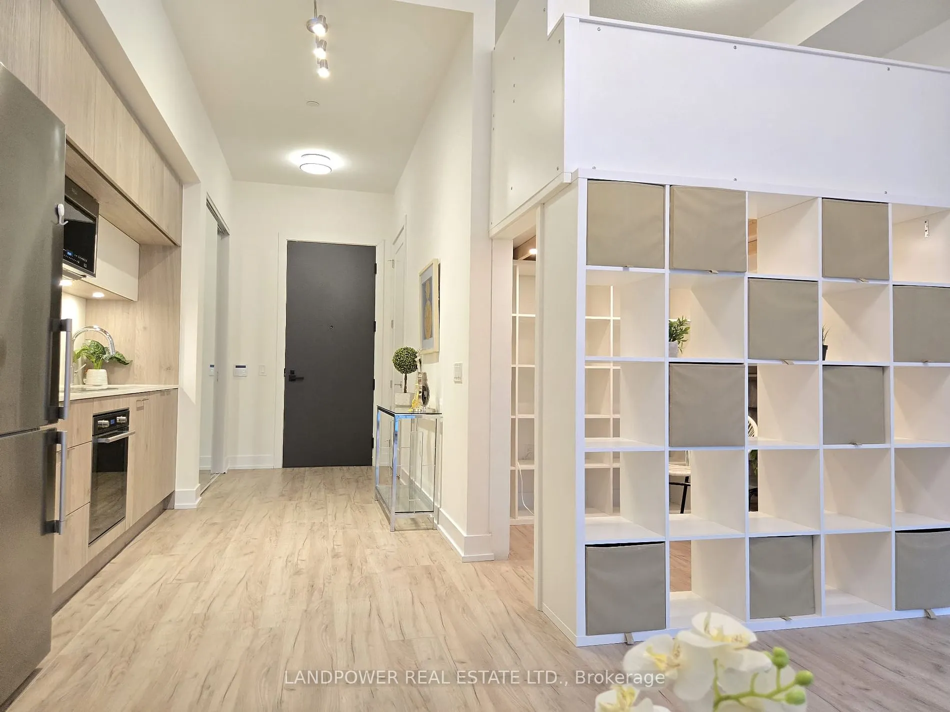 25 Adra Grado Way, #258