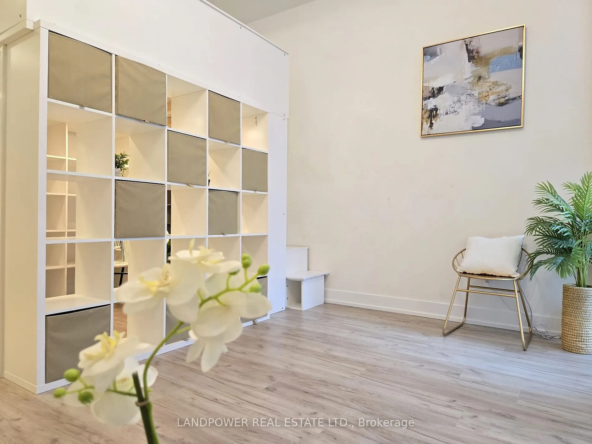 25 Adra Grado Way, #258