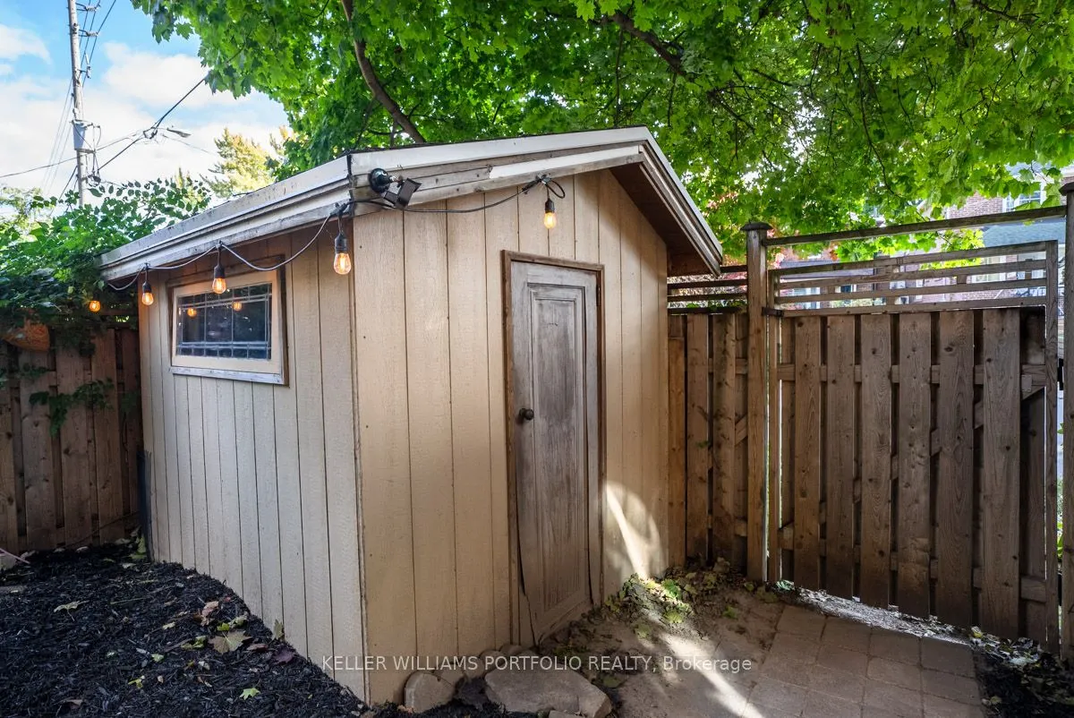73 Hanna Rd