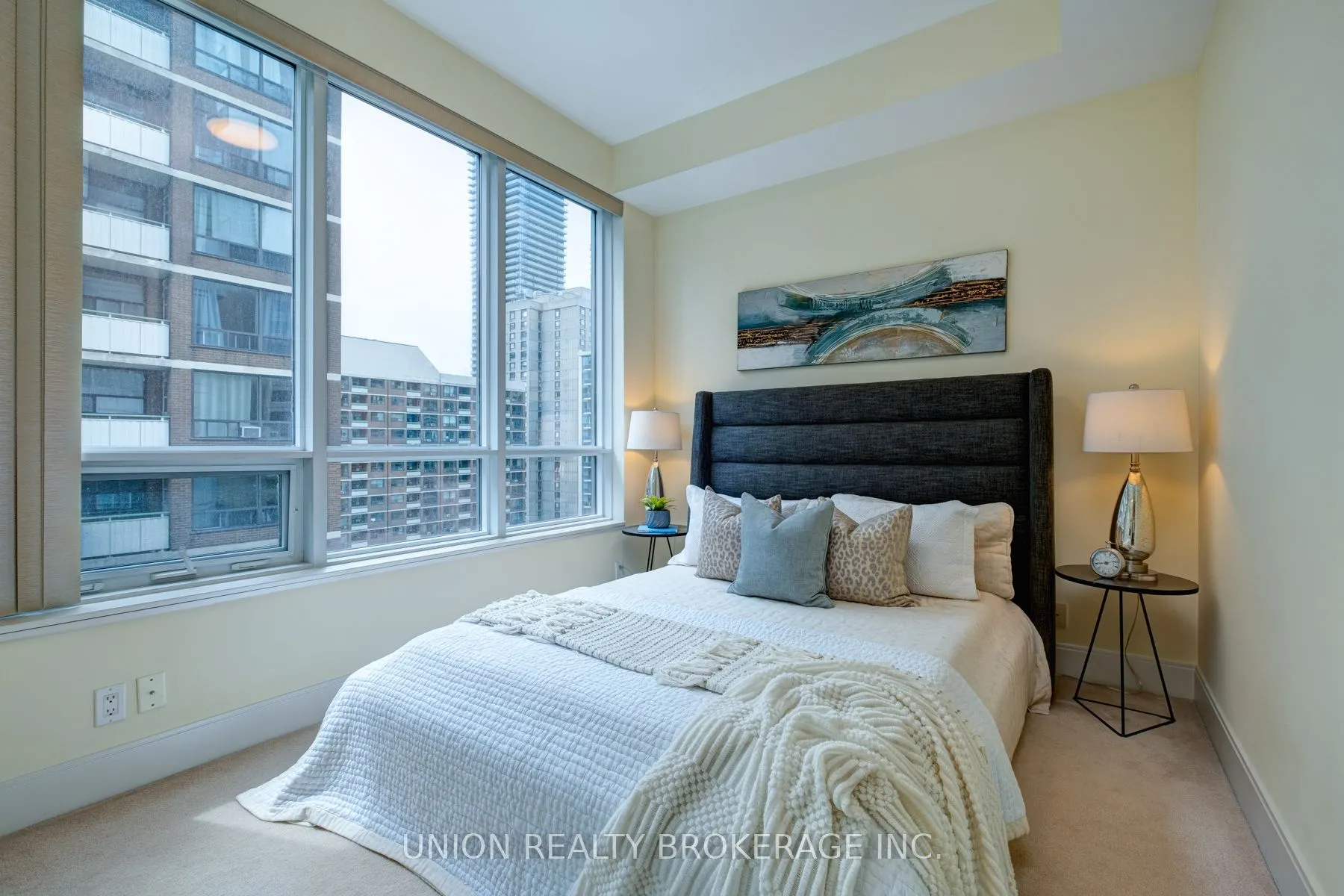 21 Balmuto Street, #1403