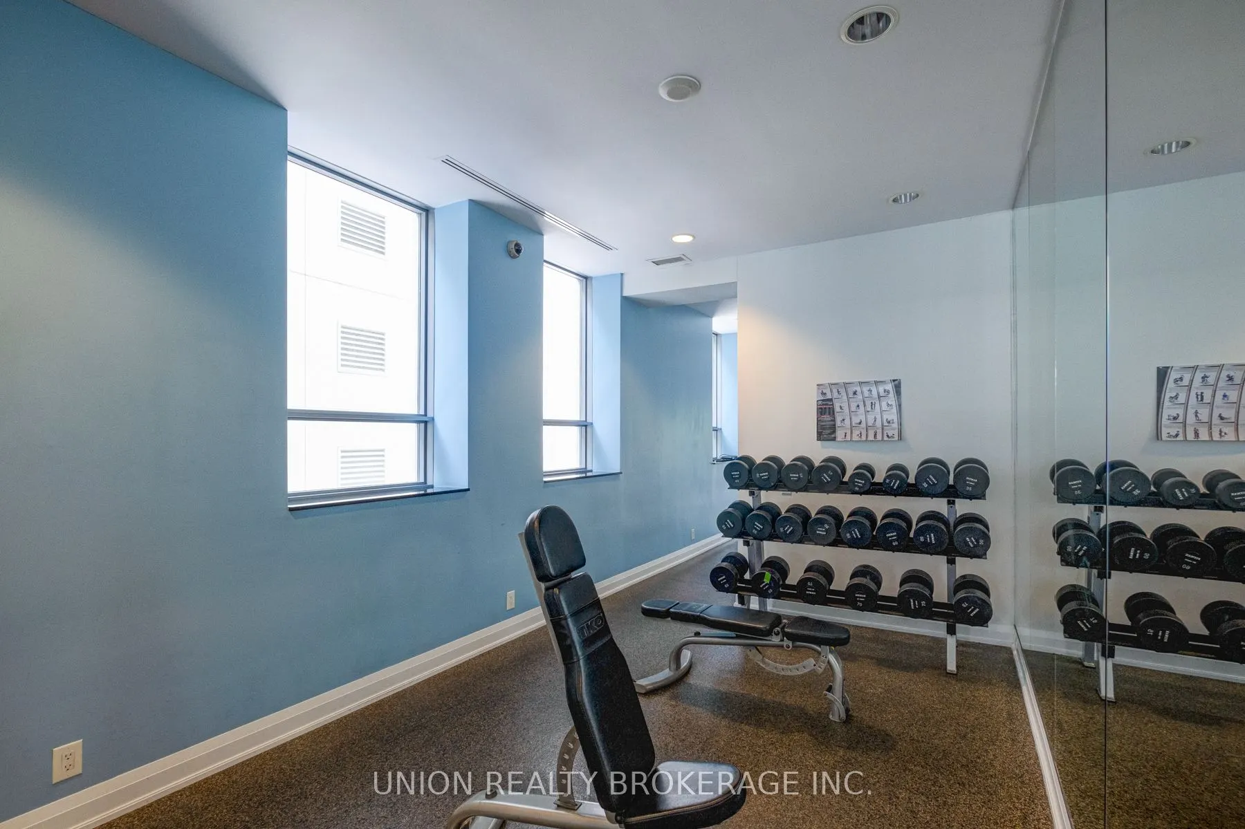 21 Balmuto Street, #1403