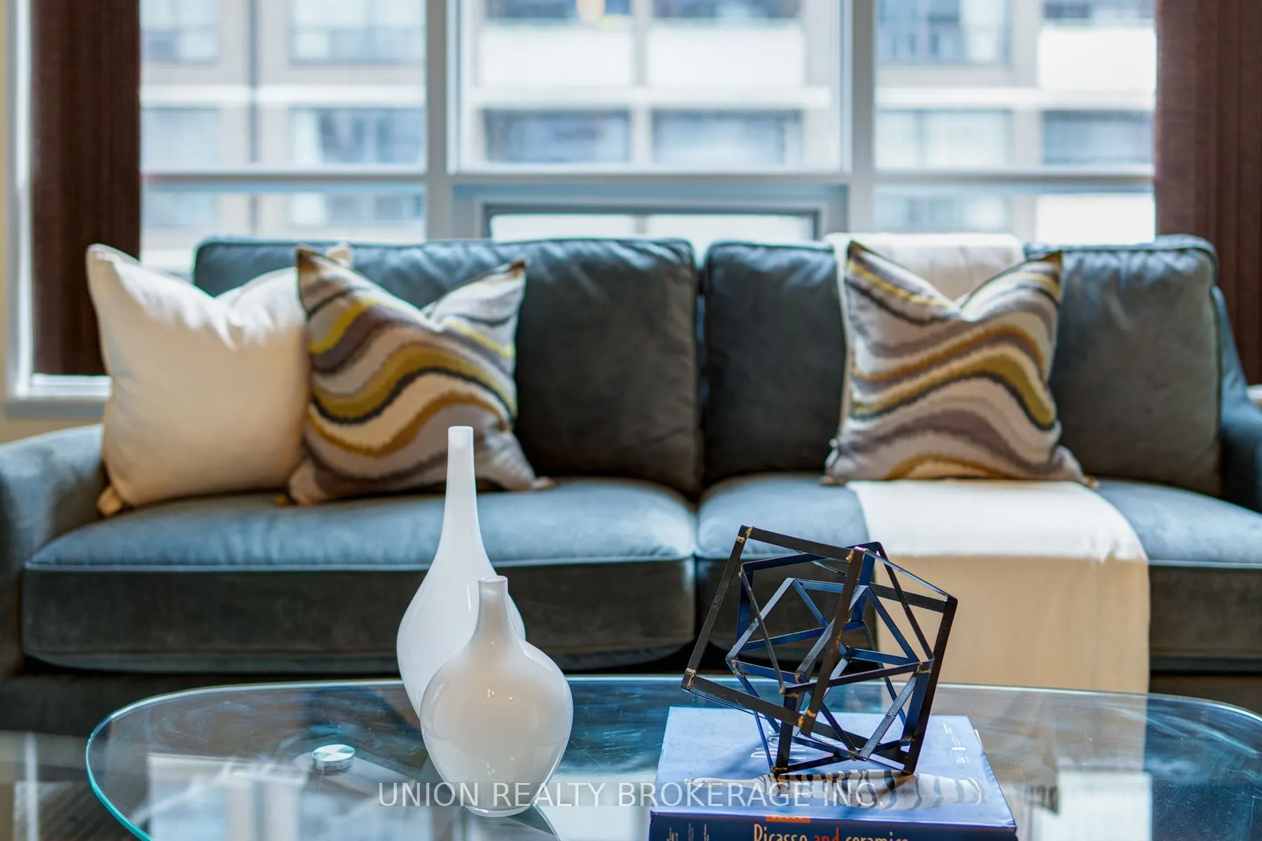 21 Balmuto Street, #1403