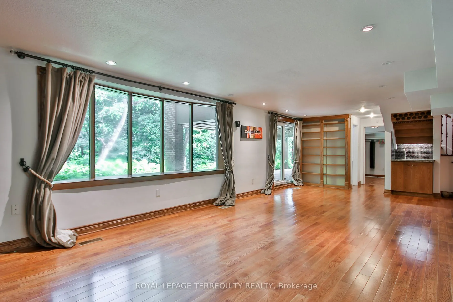 126 Forest Heights Blvd