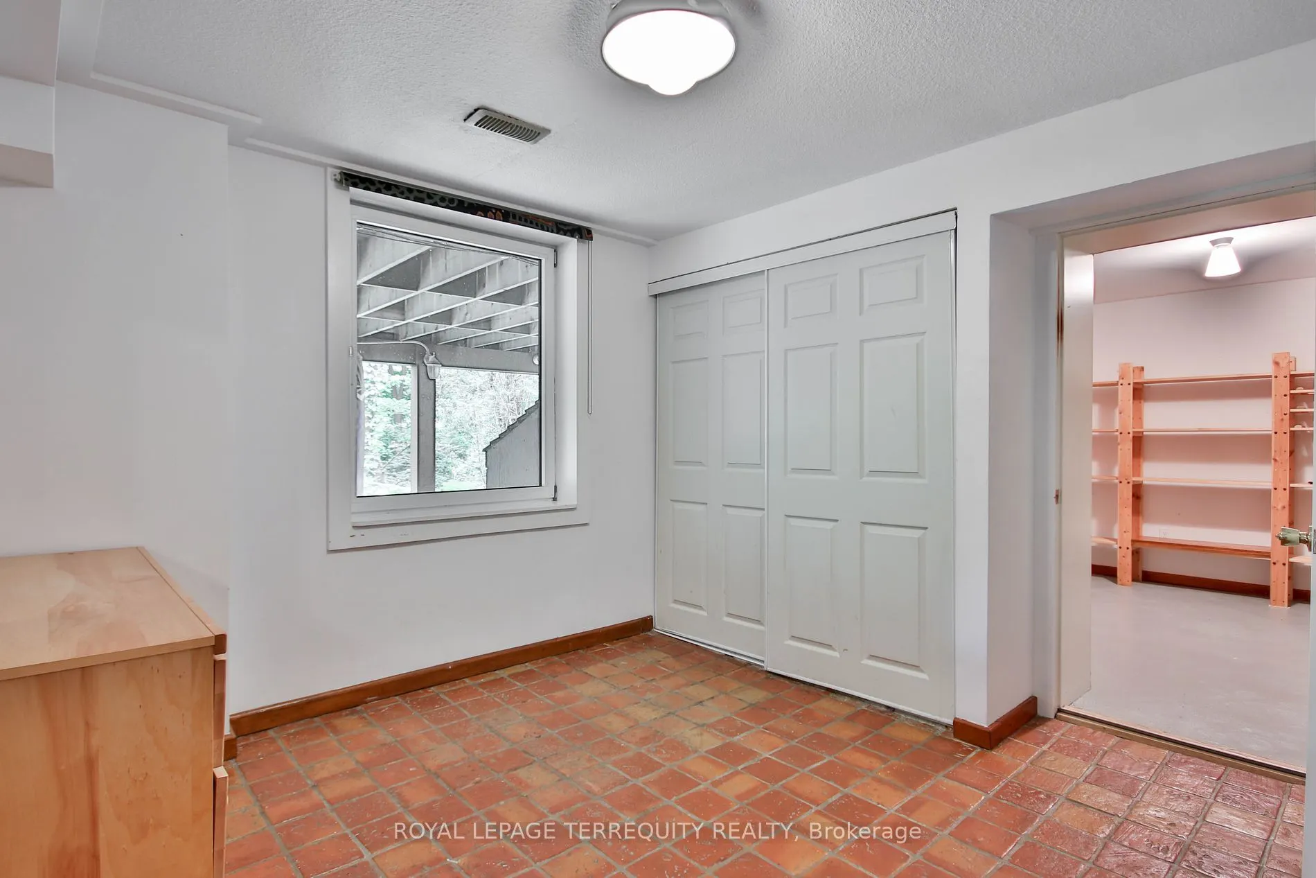 126 Forest Heights Blvd