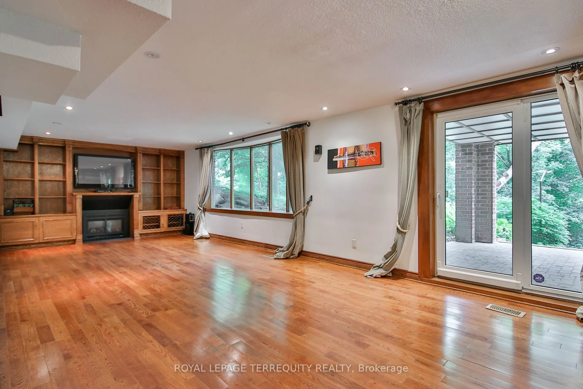 126 Forest Heights Blvd