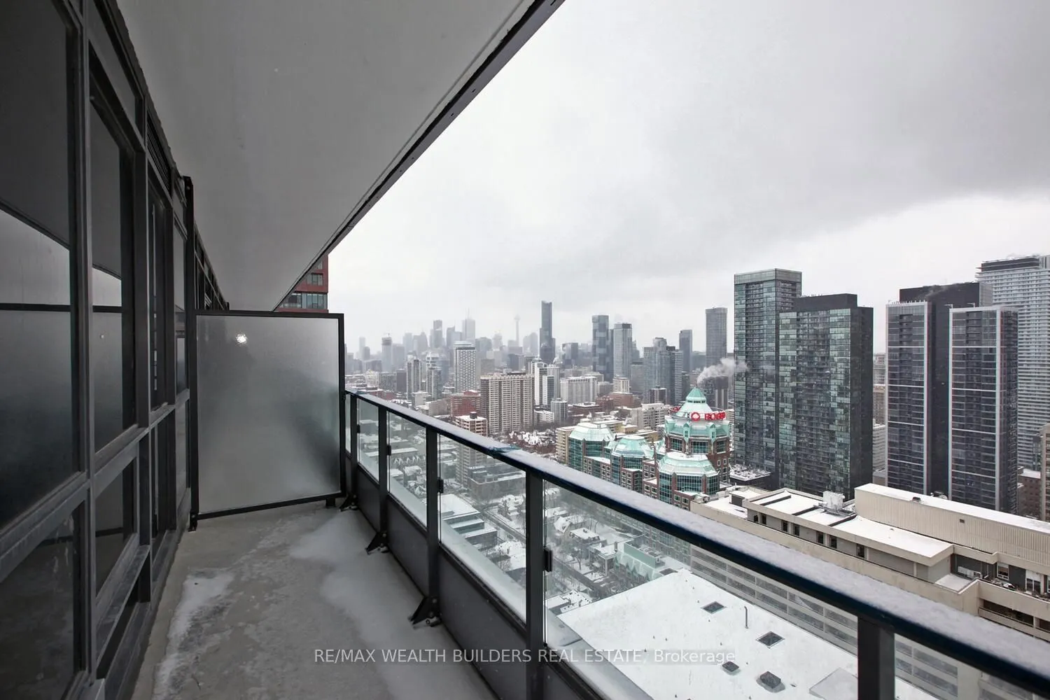 395 Bloor St E, #3504