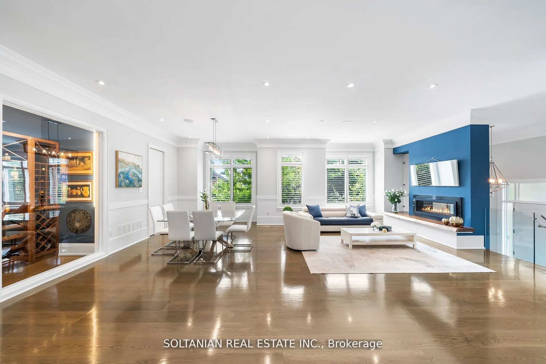 111 Codsell Ave