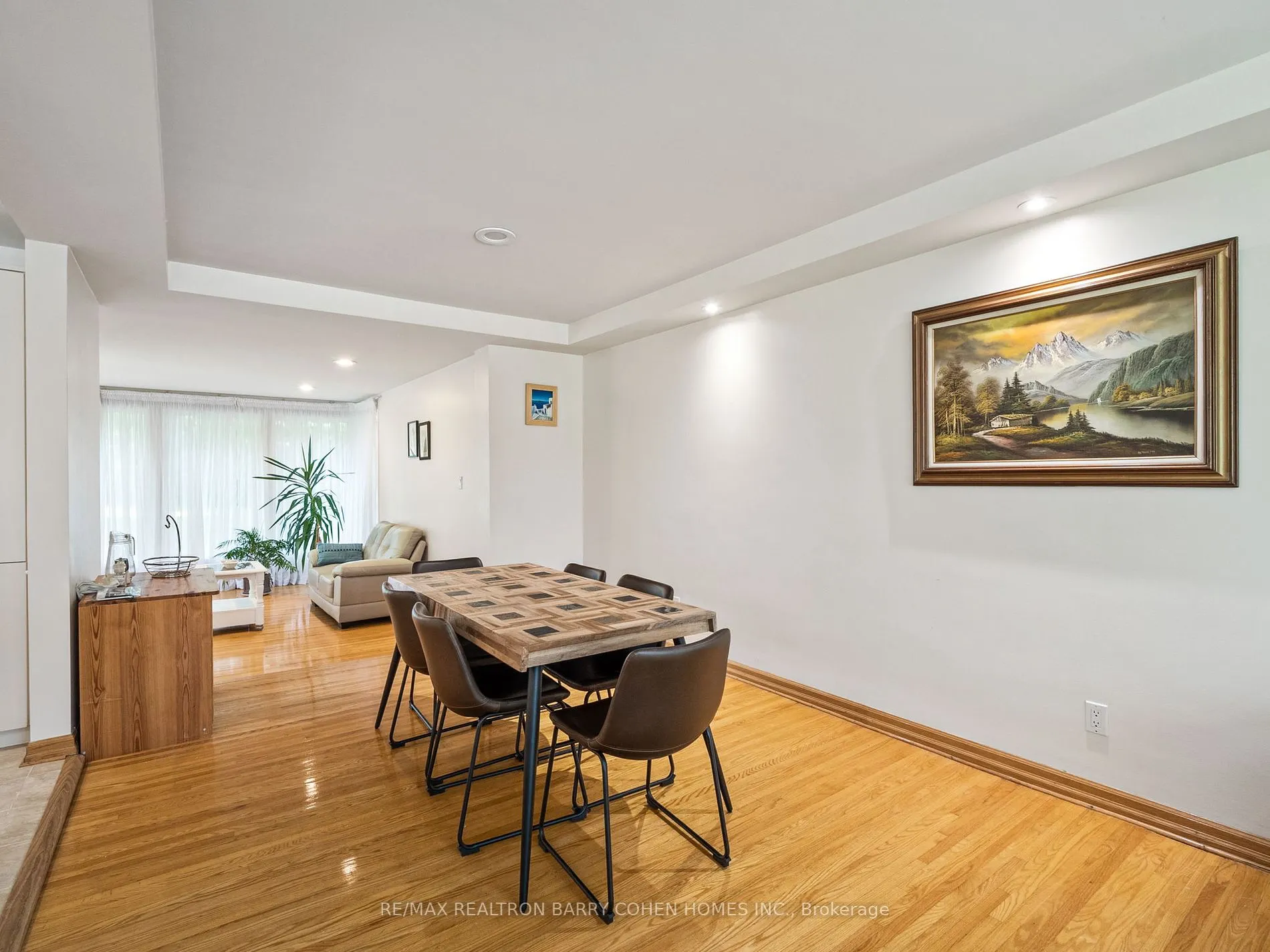 120 Laurentide Drive