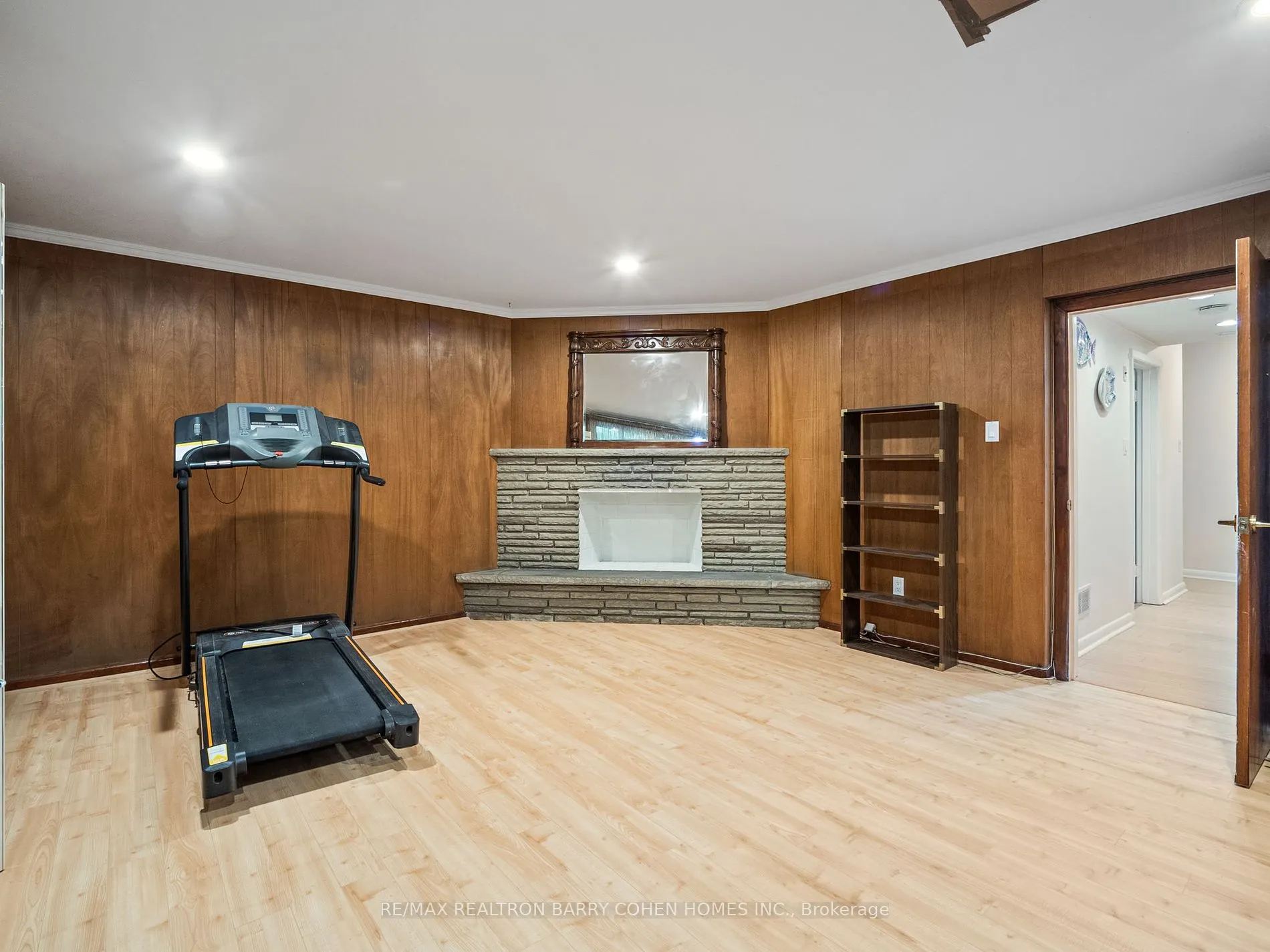 120 Laurentide Drive