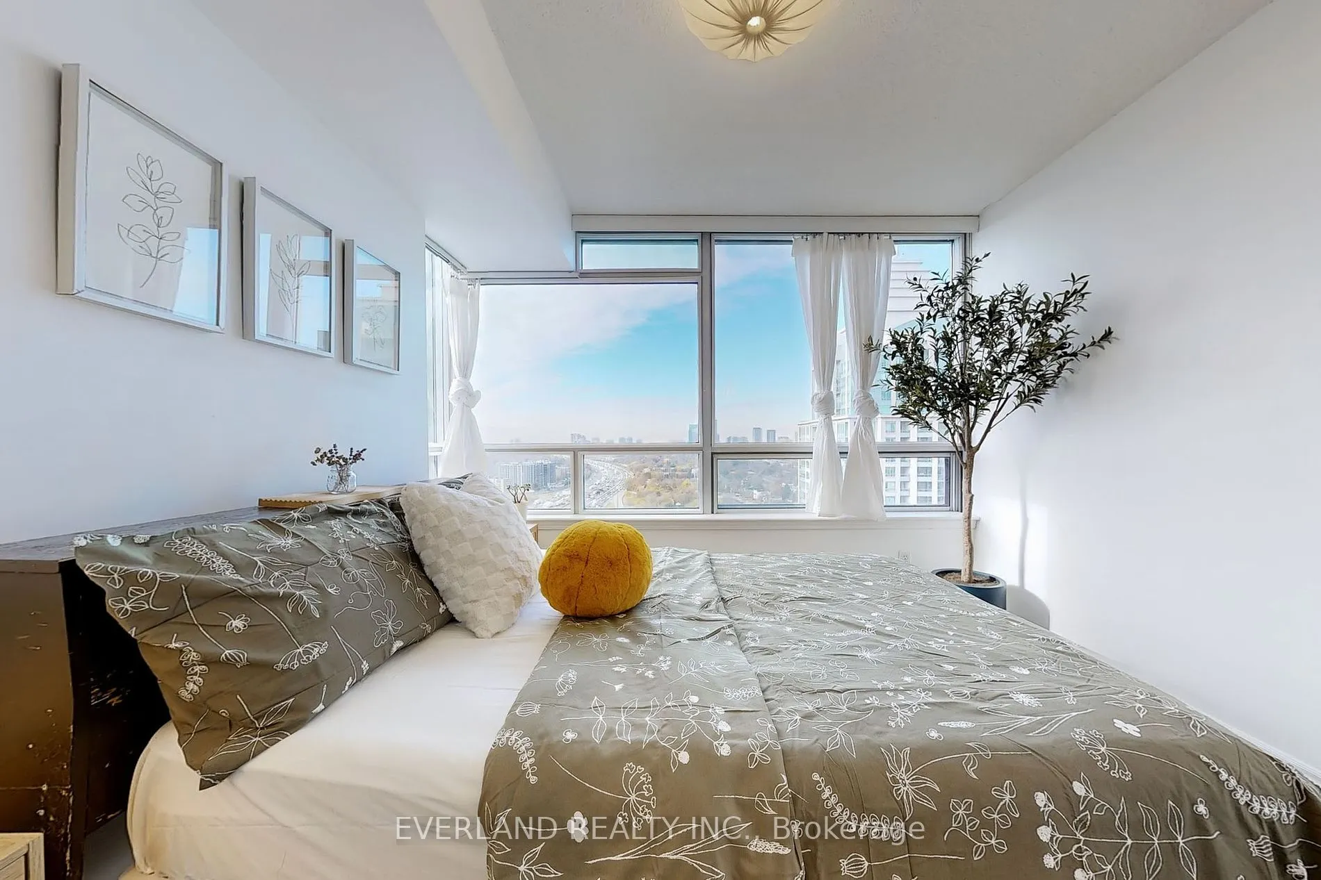 1 Rean Drive, #2311