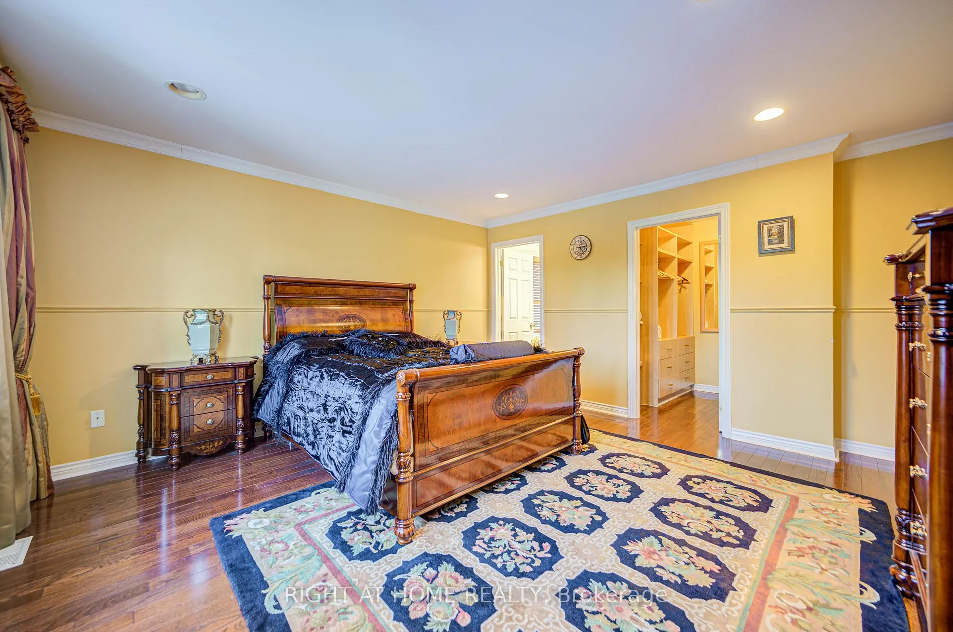 49 Arjay Crescent