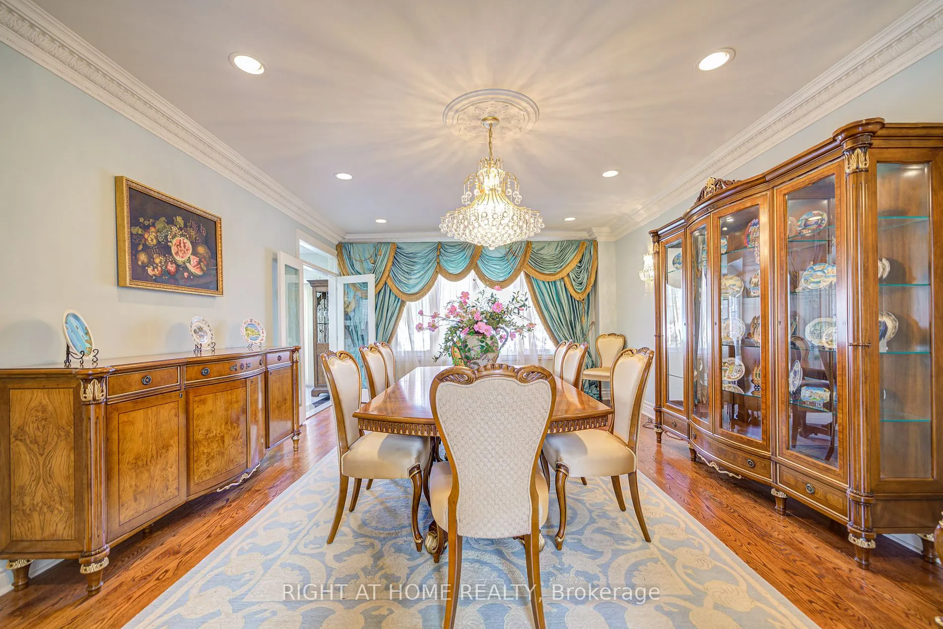 49 Arjay Crescent