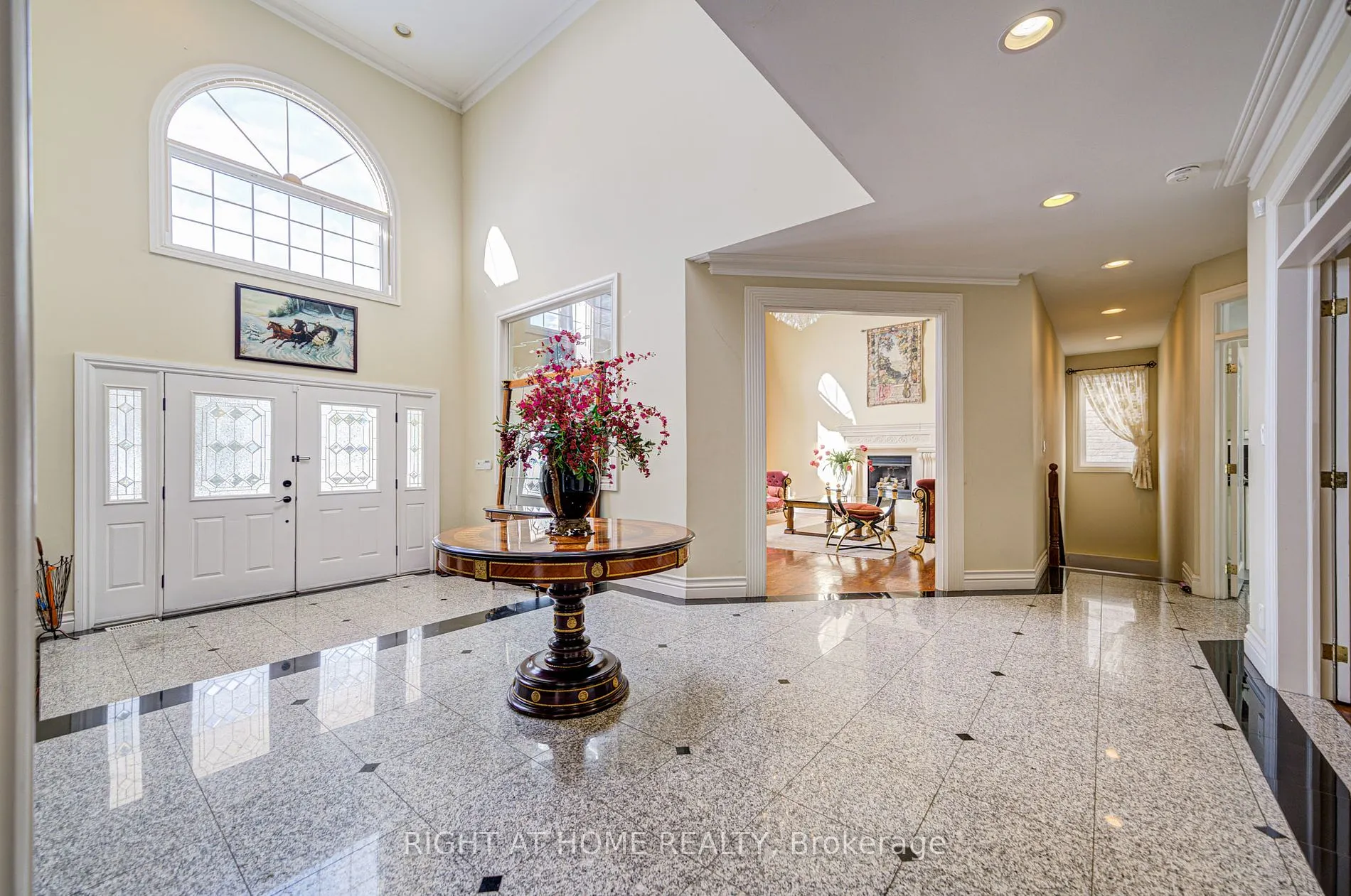 49 Arjay Crescent