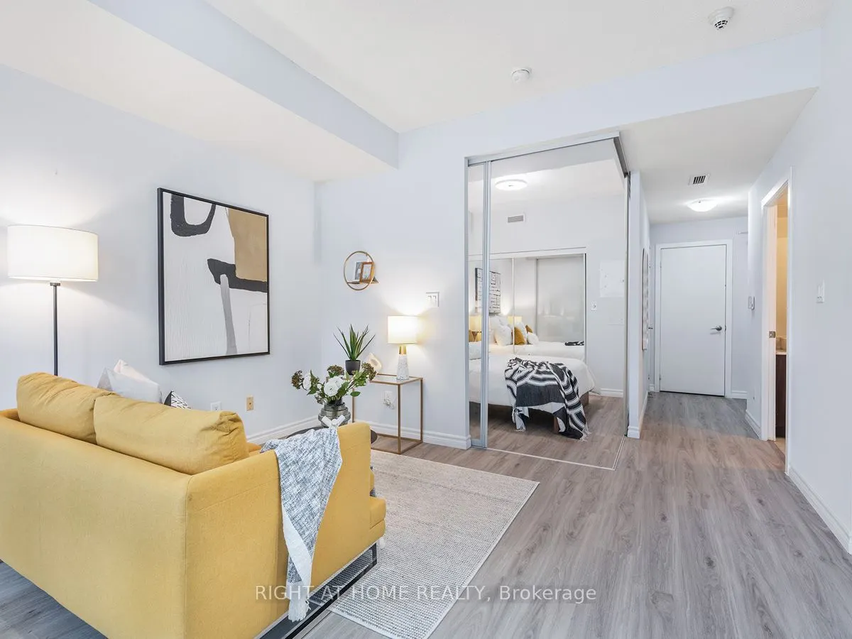 65 Bremner Blvd, #1406