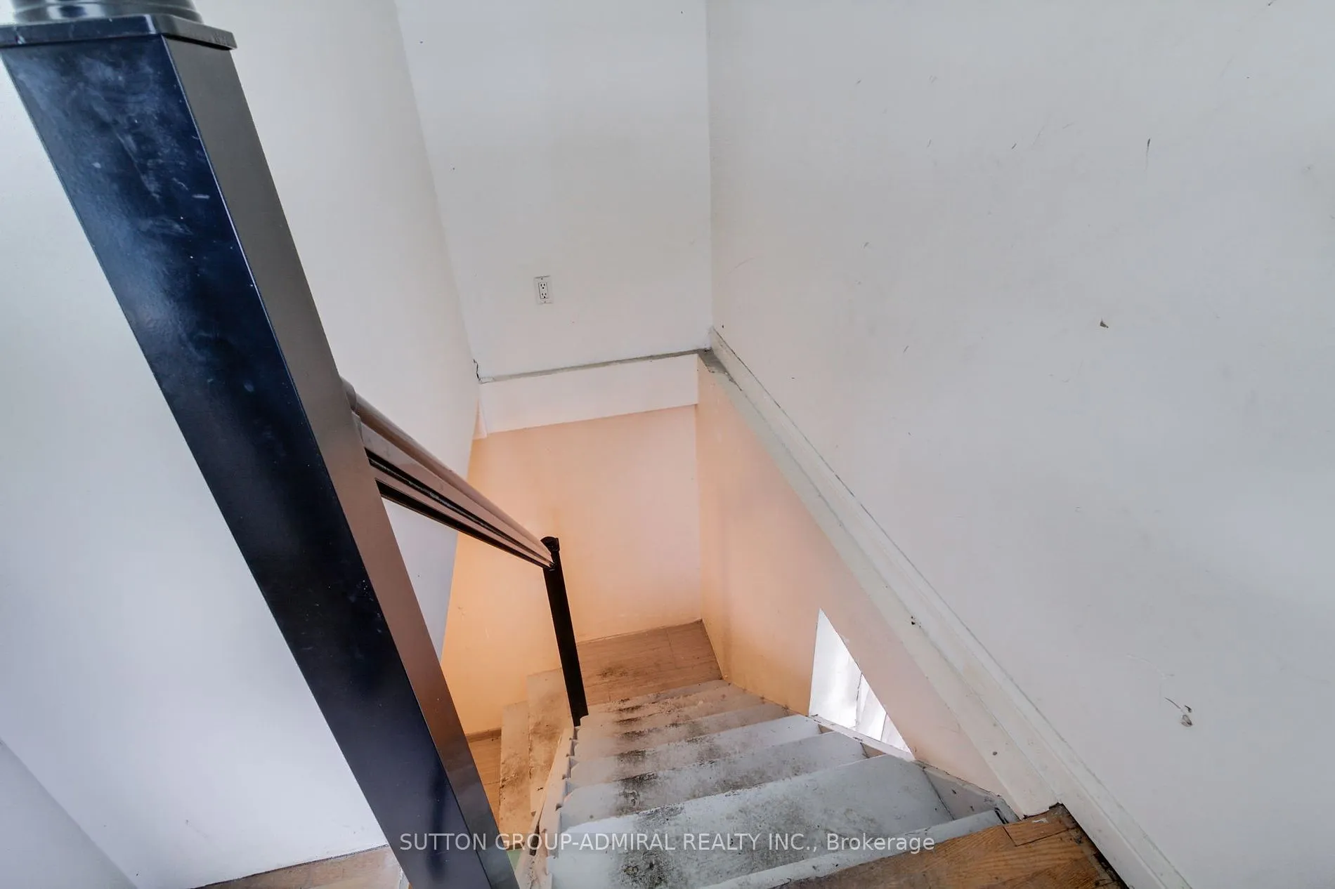 10 Dromore Cres