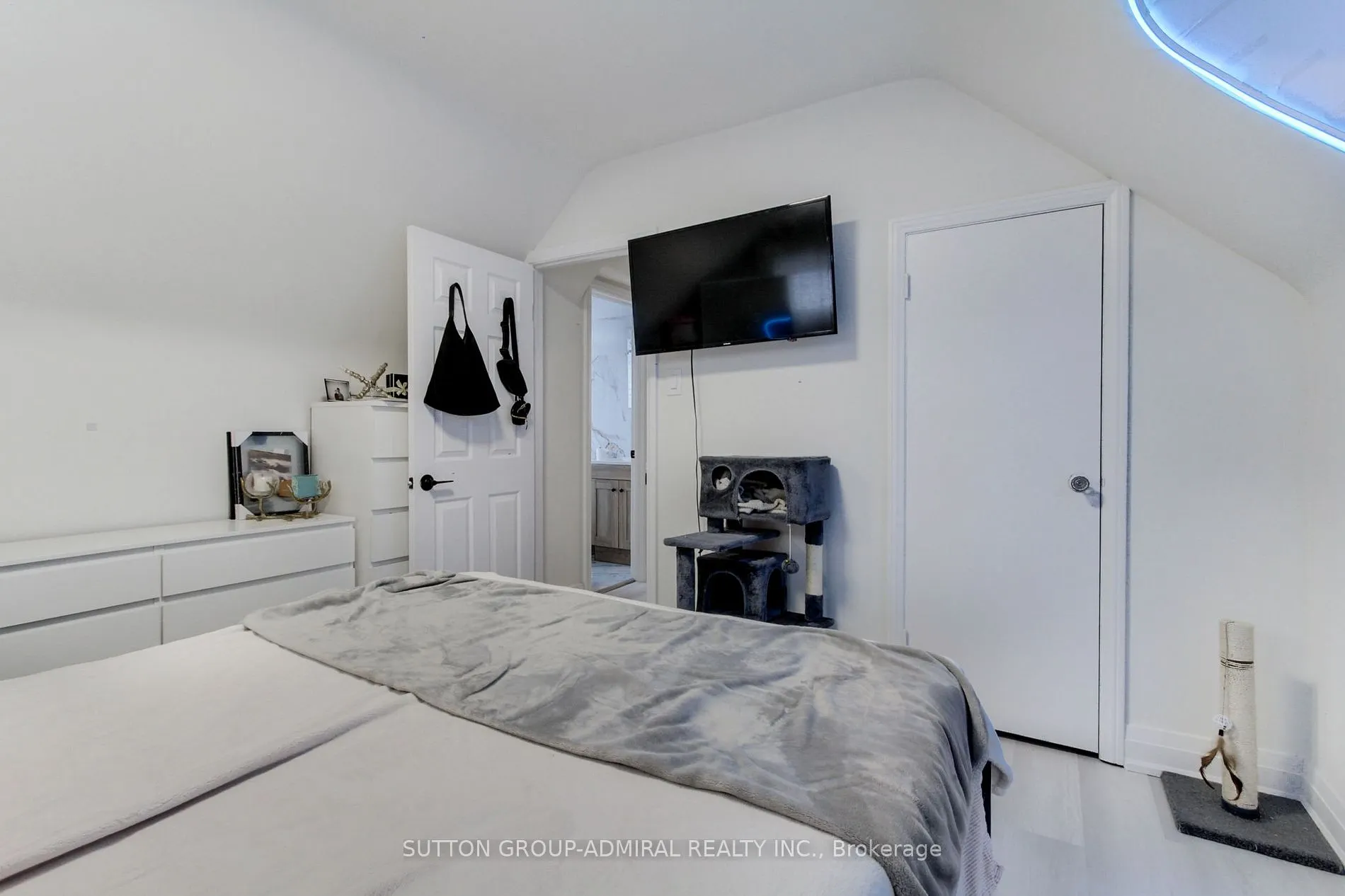 10 Dromore Cres