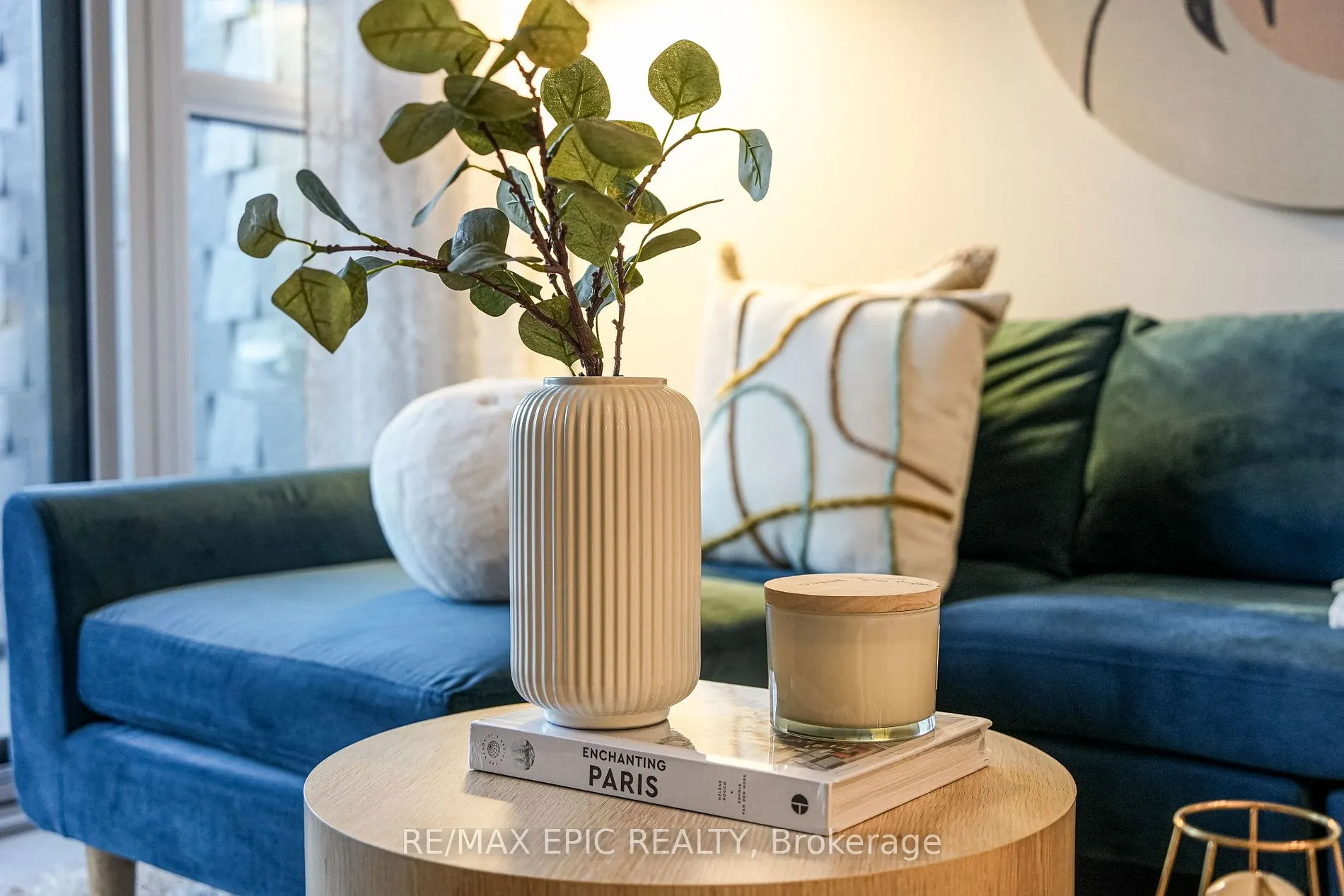 8 Tippett Rd, #501