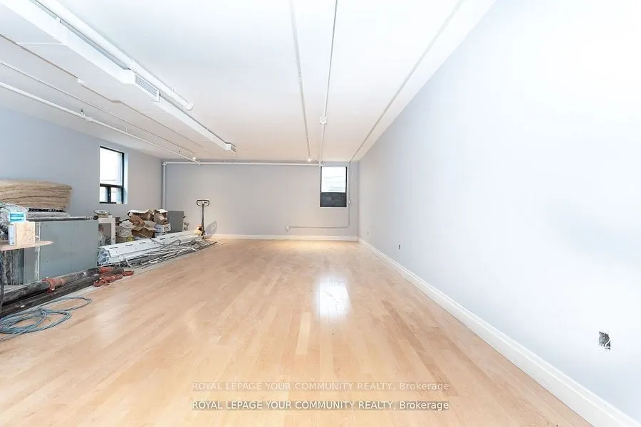 489 Queen Street W, #201