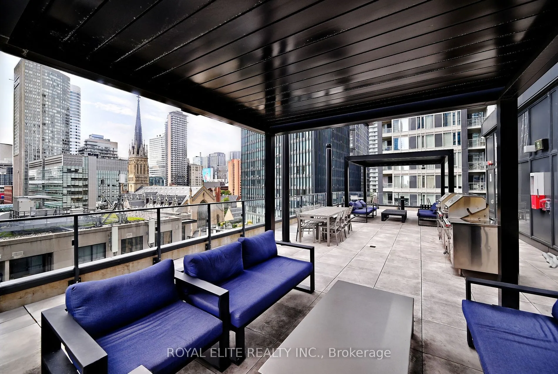 77 Shuter St, #520