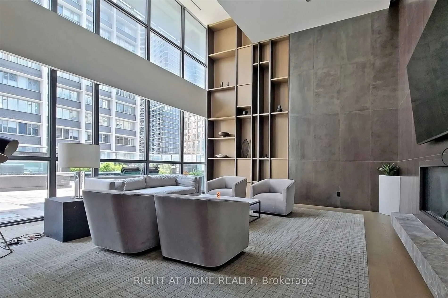 7 Grenville St, #512