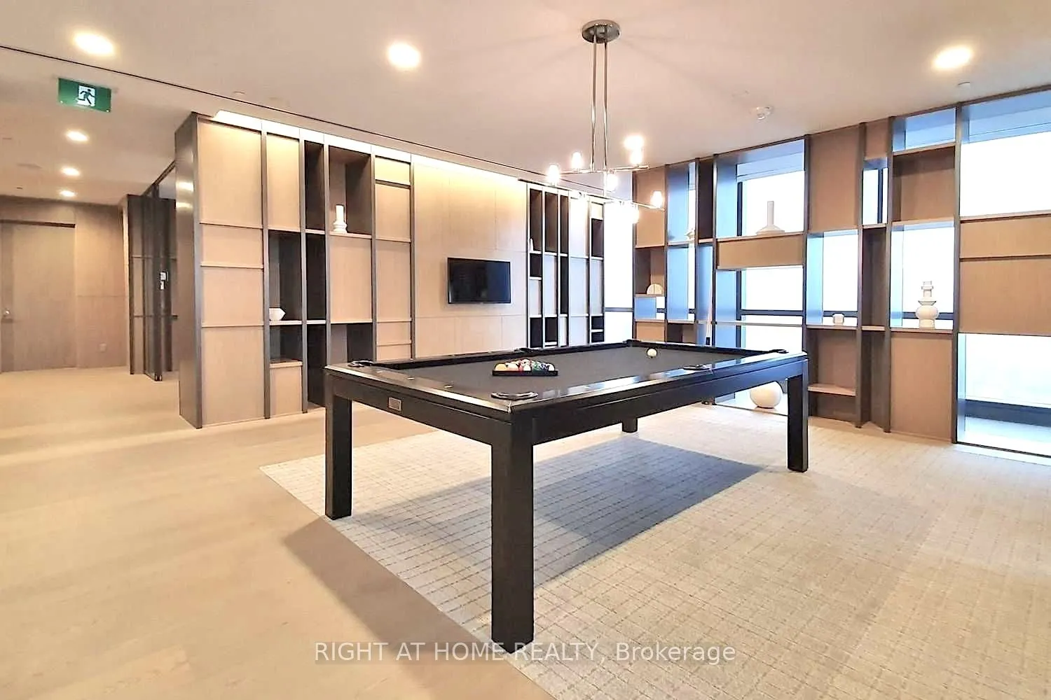 7 Grenville St, #512