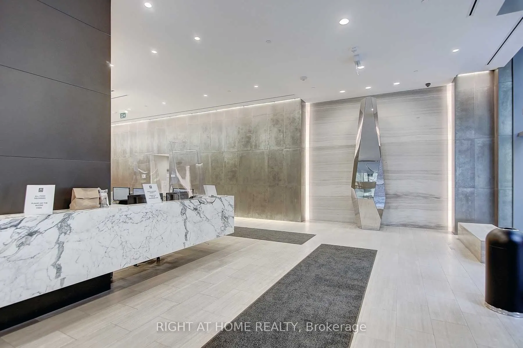7 Grenville St, #512