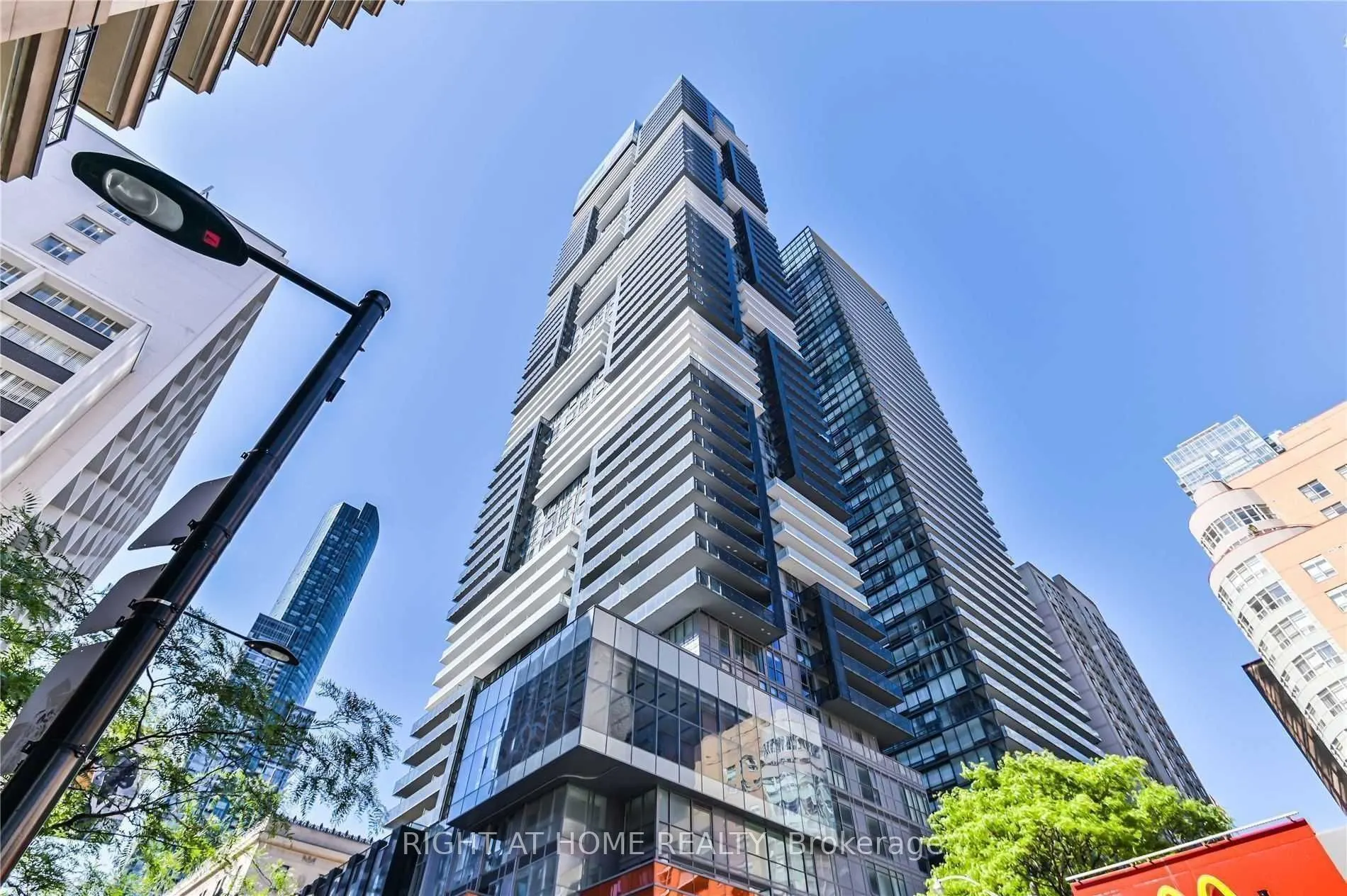 7 Grenville St, #512