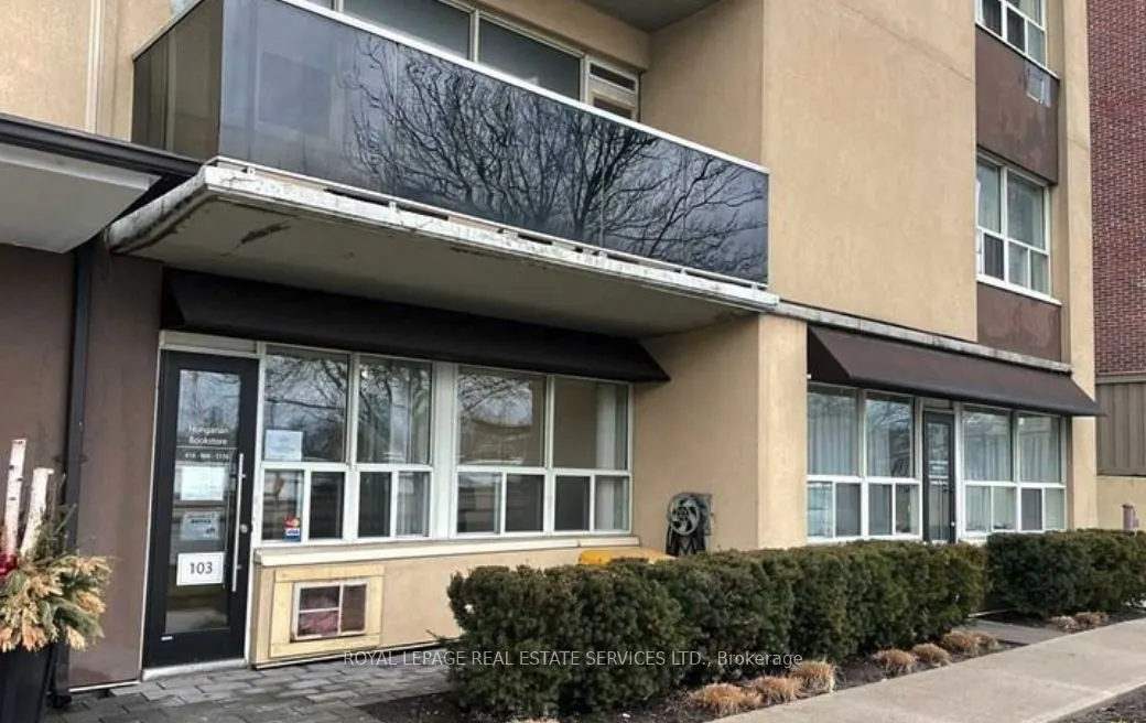 300 St Clair Ave W, #103