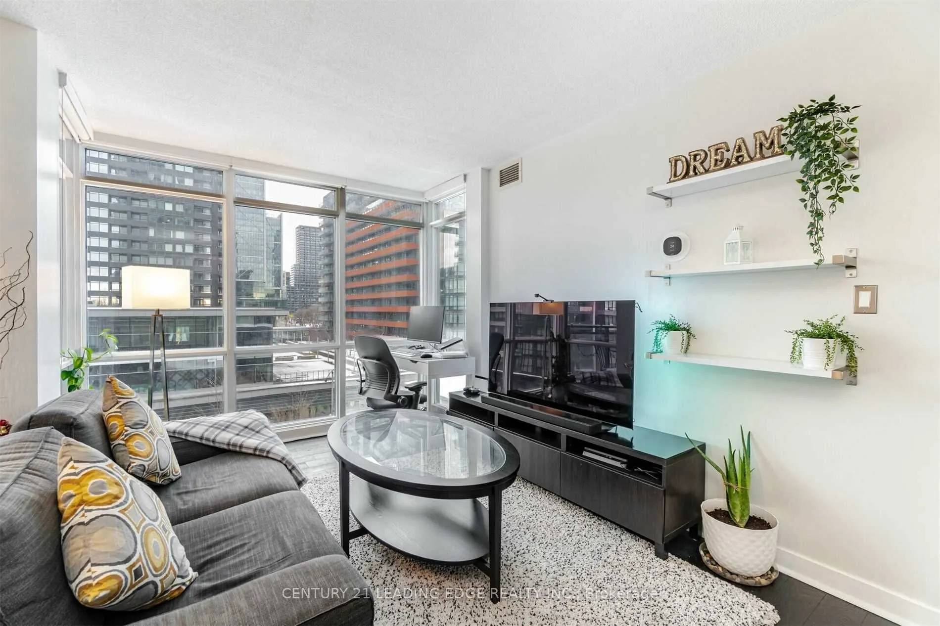 15 FORT YORK Blvd, #806